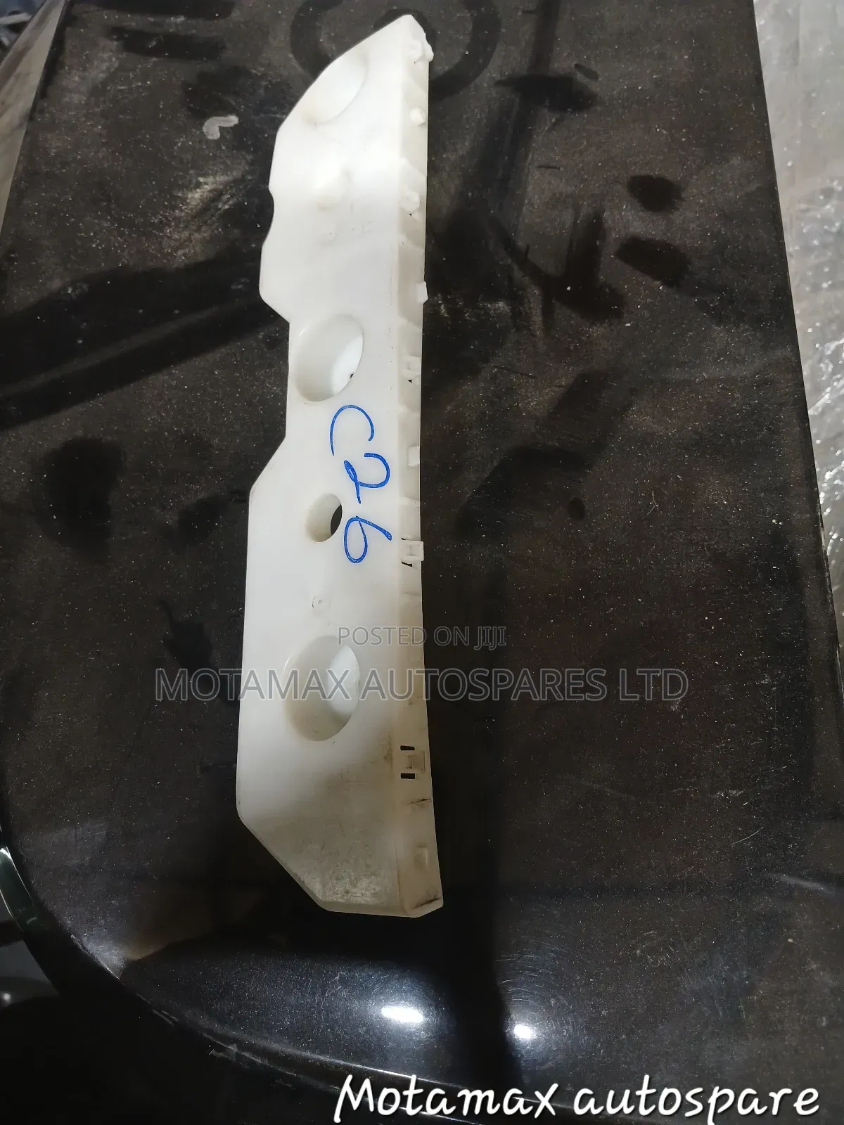 Nissan Serena C26 Front Bumper Slide