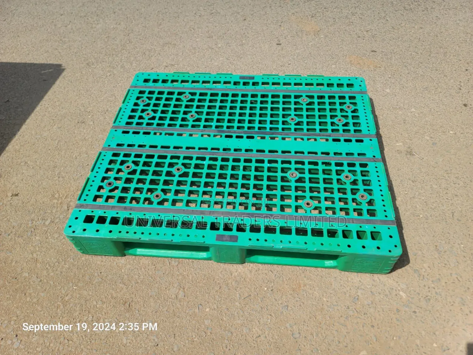 Reinforced Plastic Pallet