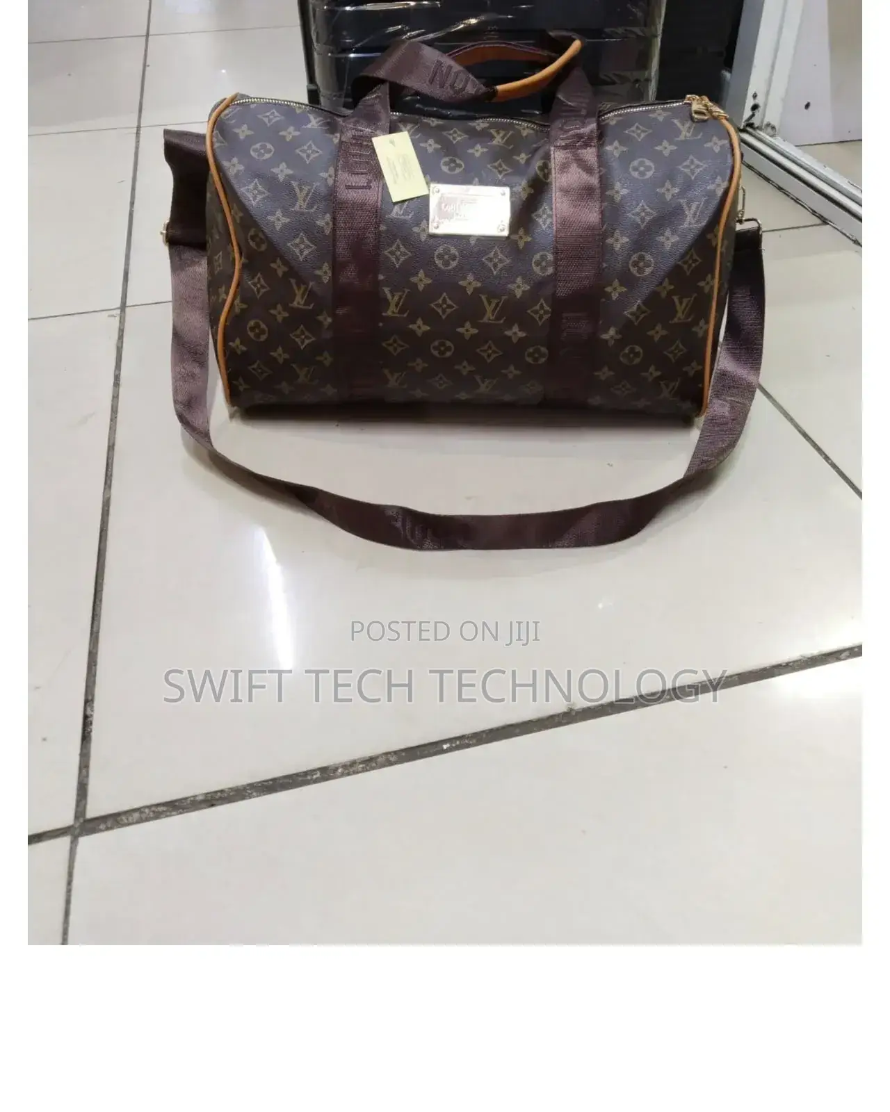 Travelling Bags/ Louis Vuitton Travel Bag