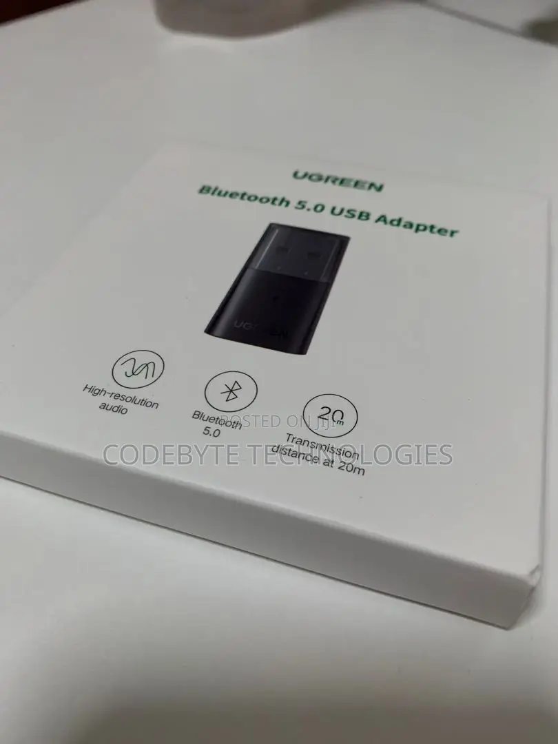 ^UGREEN USB Bluetooth 5.0 Adapter^UGREEN USB Bluetooth 5.0