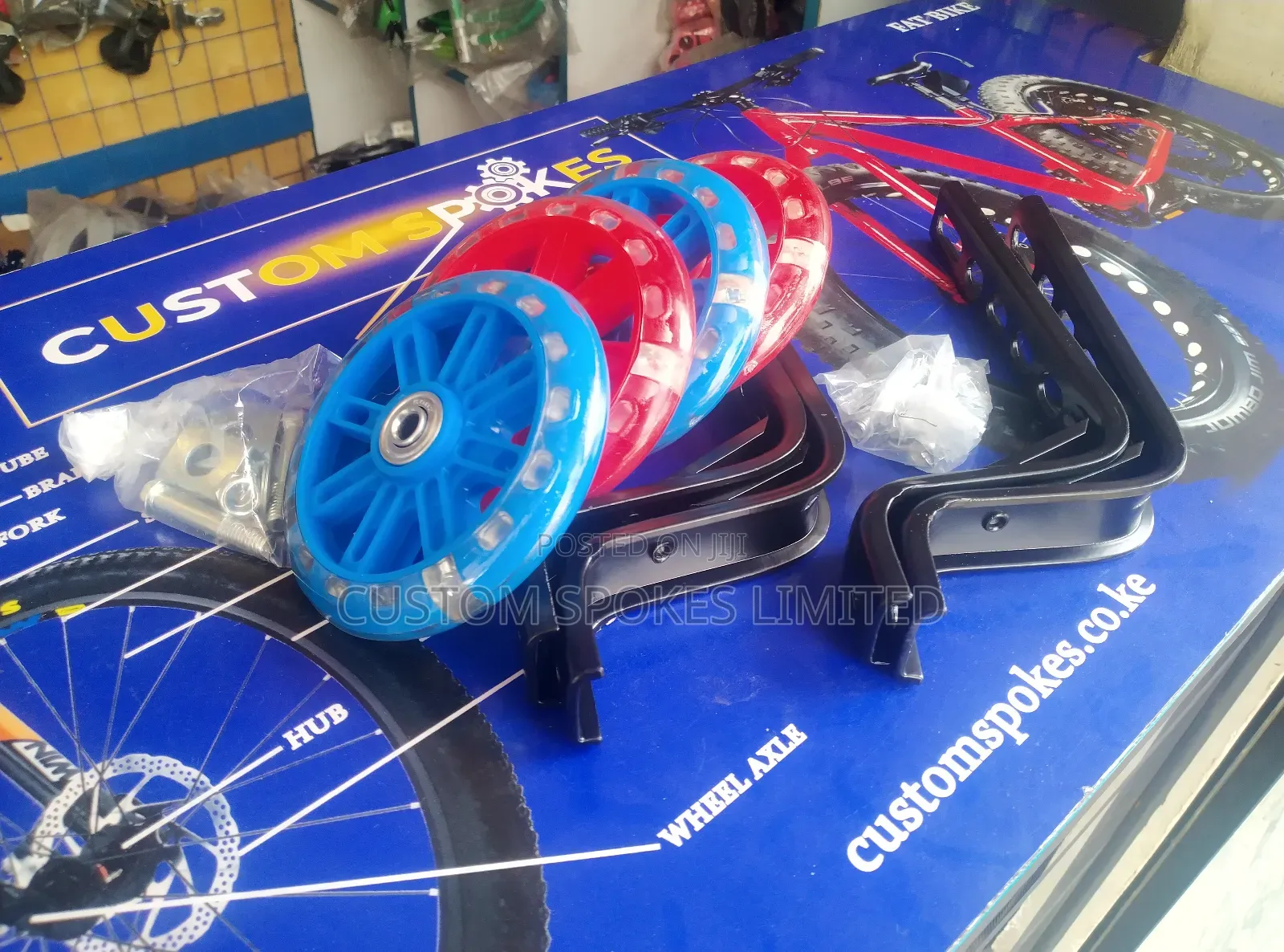 Motion Sensitive Glow Training Wheels