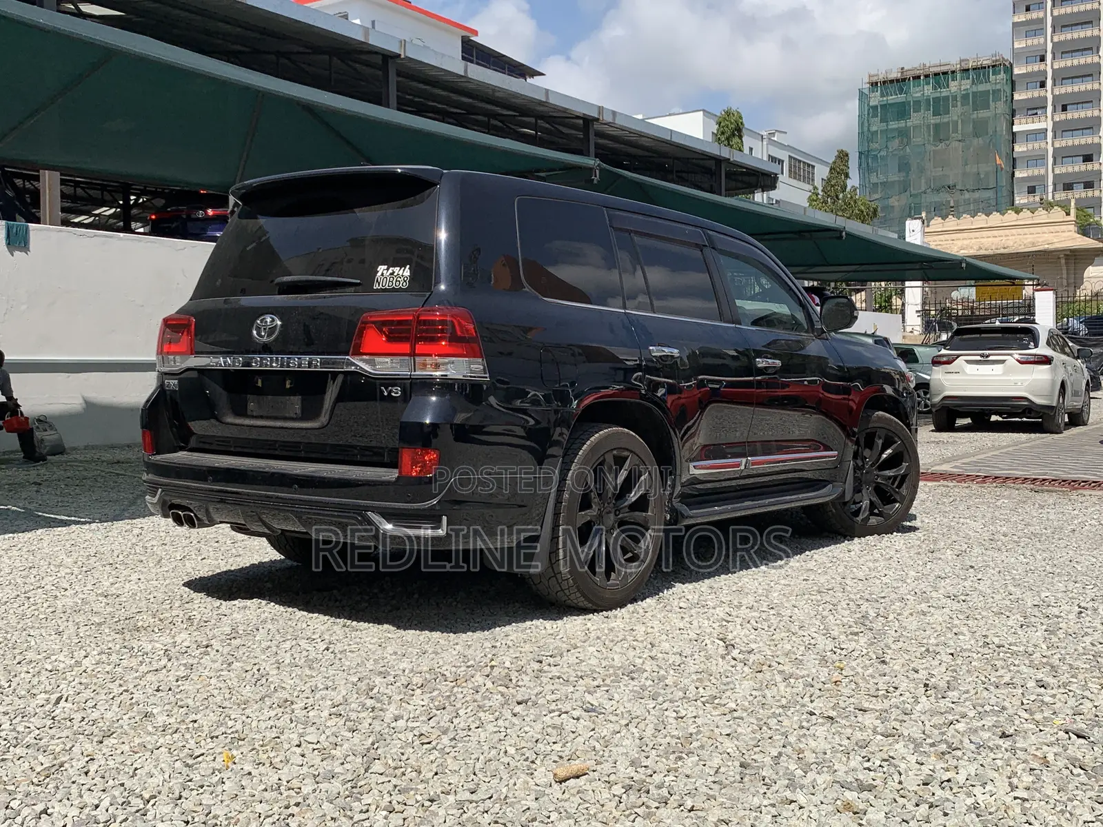 Toyota Land Cruiser 4.6 V8 ZX 2017 Black