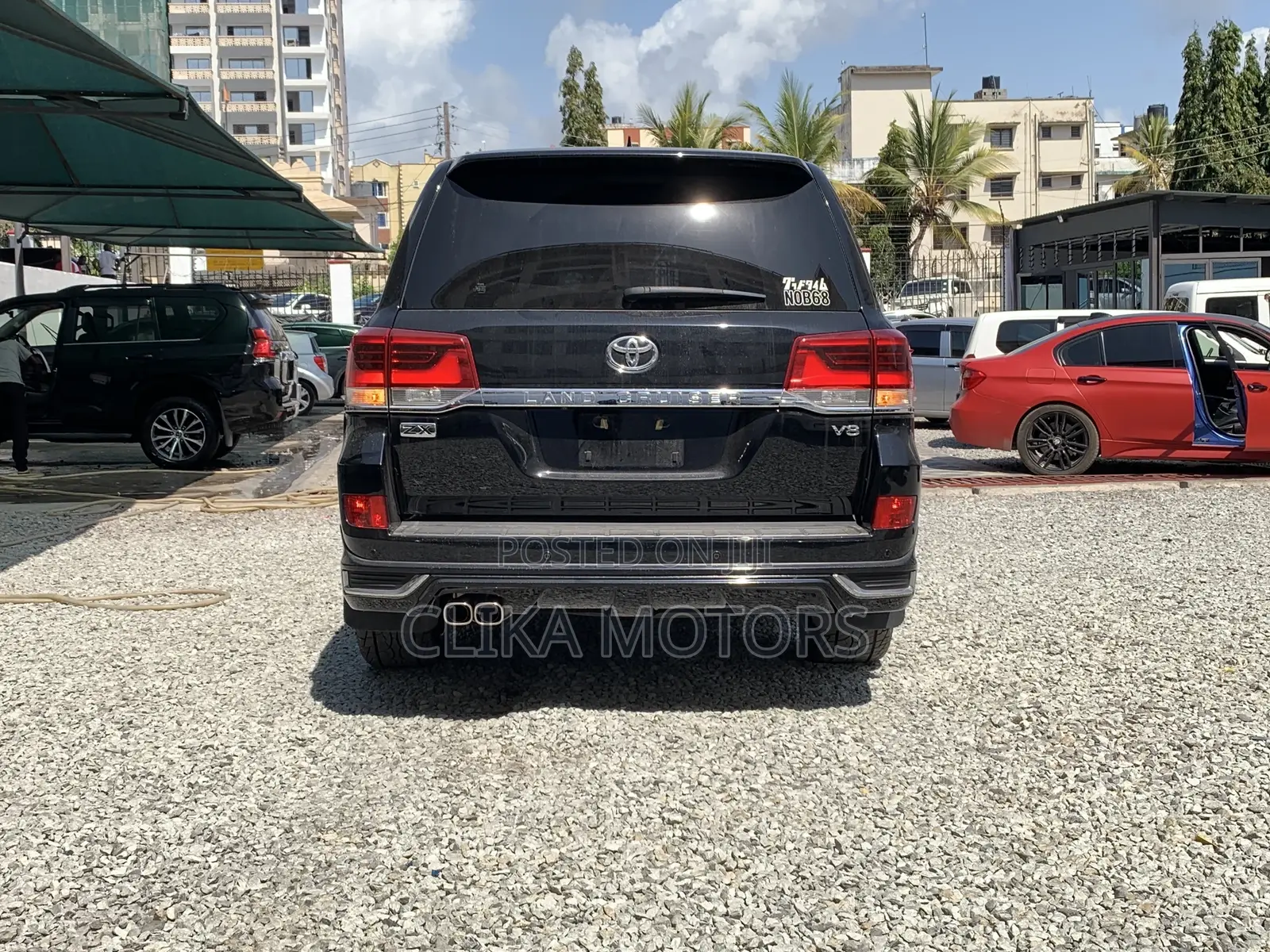 Toyota Land Cruiser 4.6 V8 ZX 2017 Black