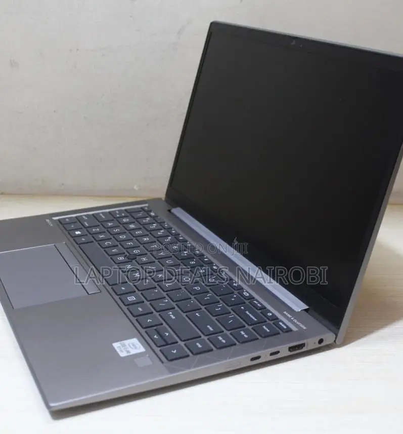 Laptop HP ZBook Firefly G8 16GB Intel Core I7 SSD 512GB