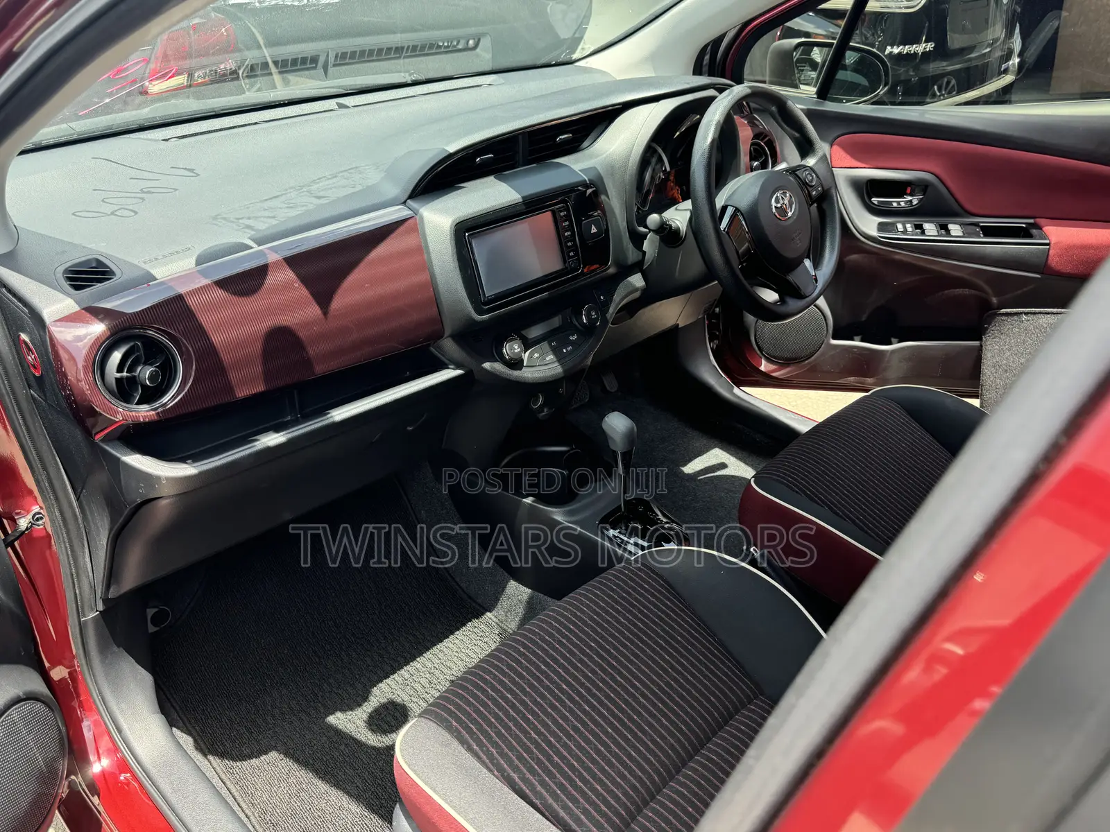 Toyota Vitz 1.3 FWD 5dr 2018 Red