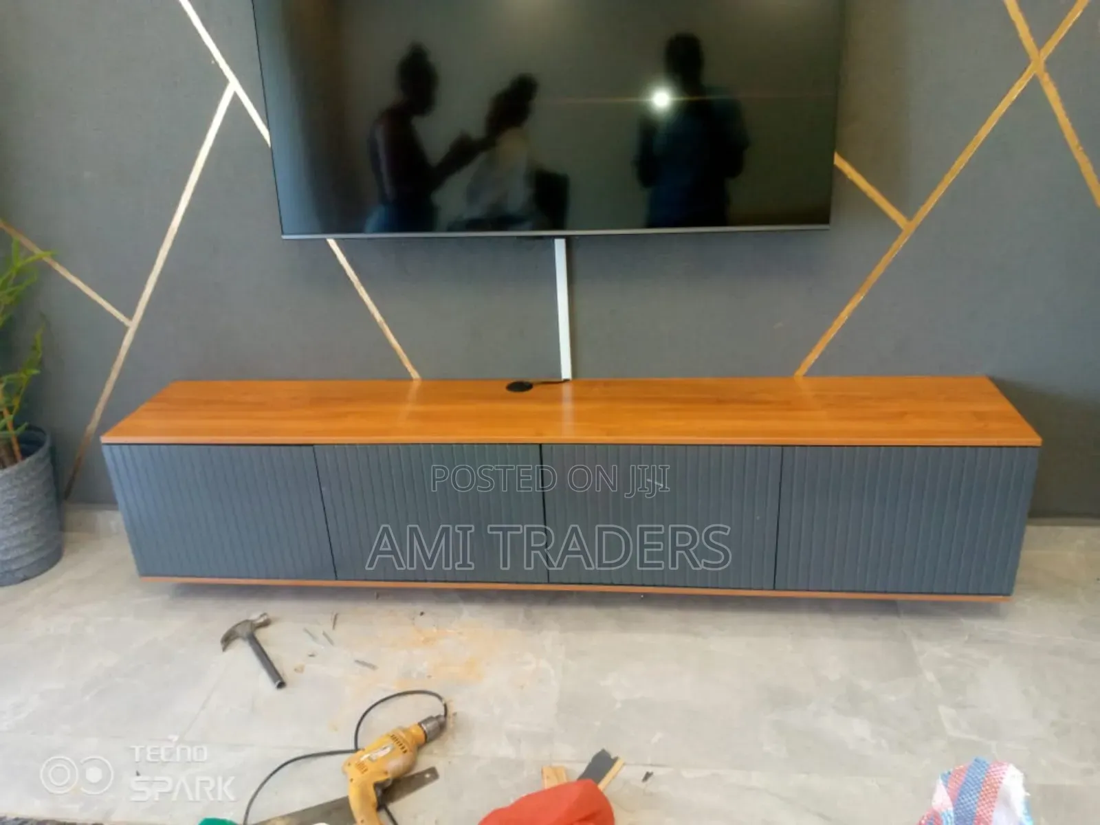 Luxury Floating Tv Stand With Natural Board (7ft)