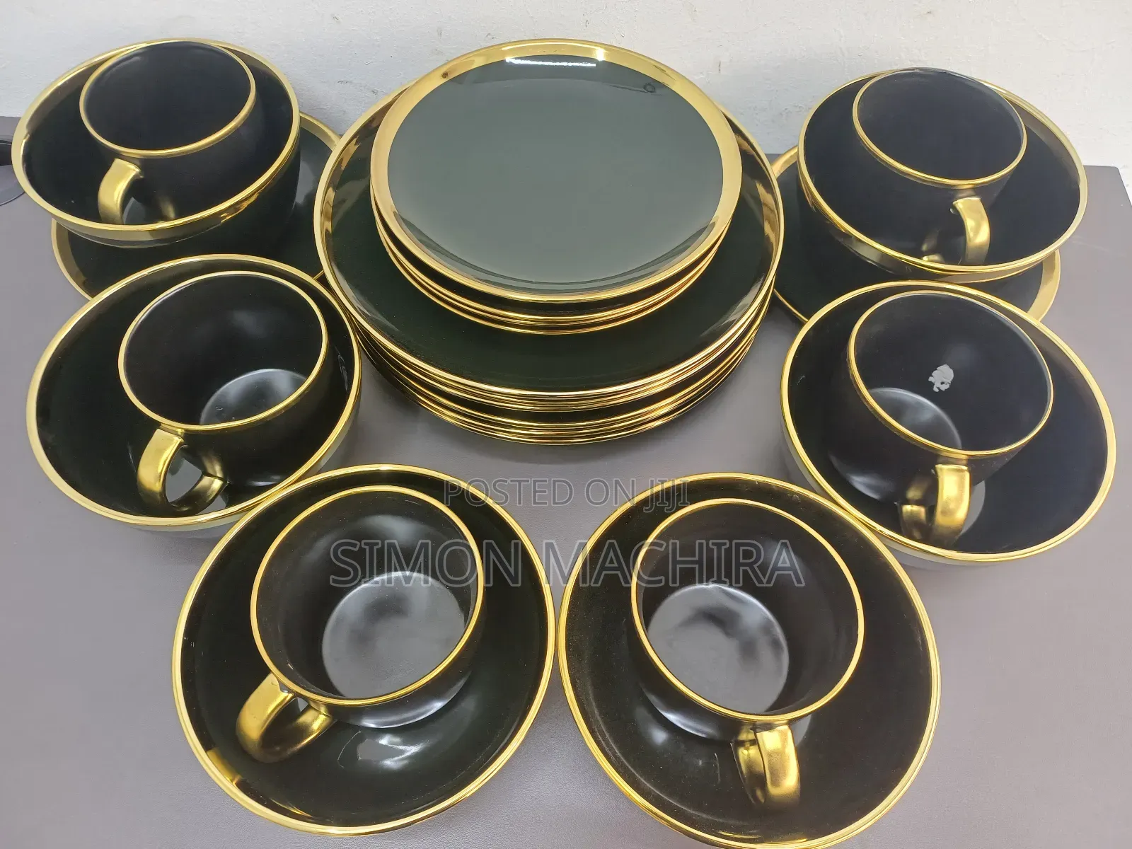 24pcs Golden Rimmed Dinner Set