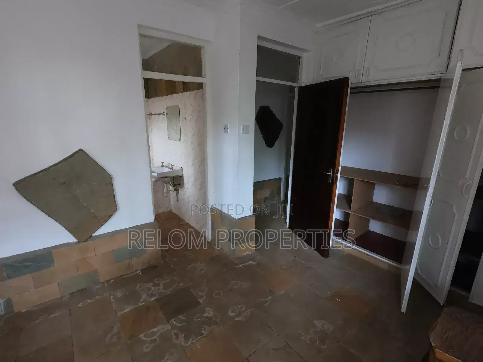 3bdrm Bungalow in Karen for rent