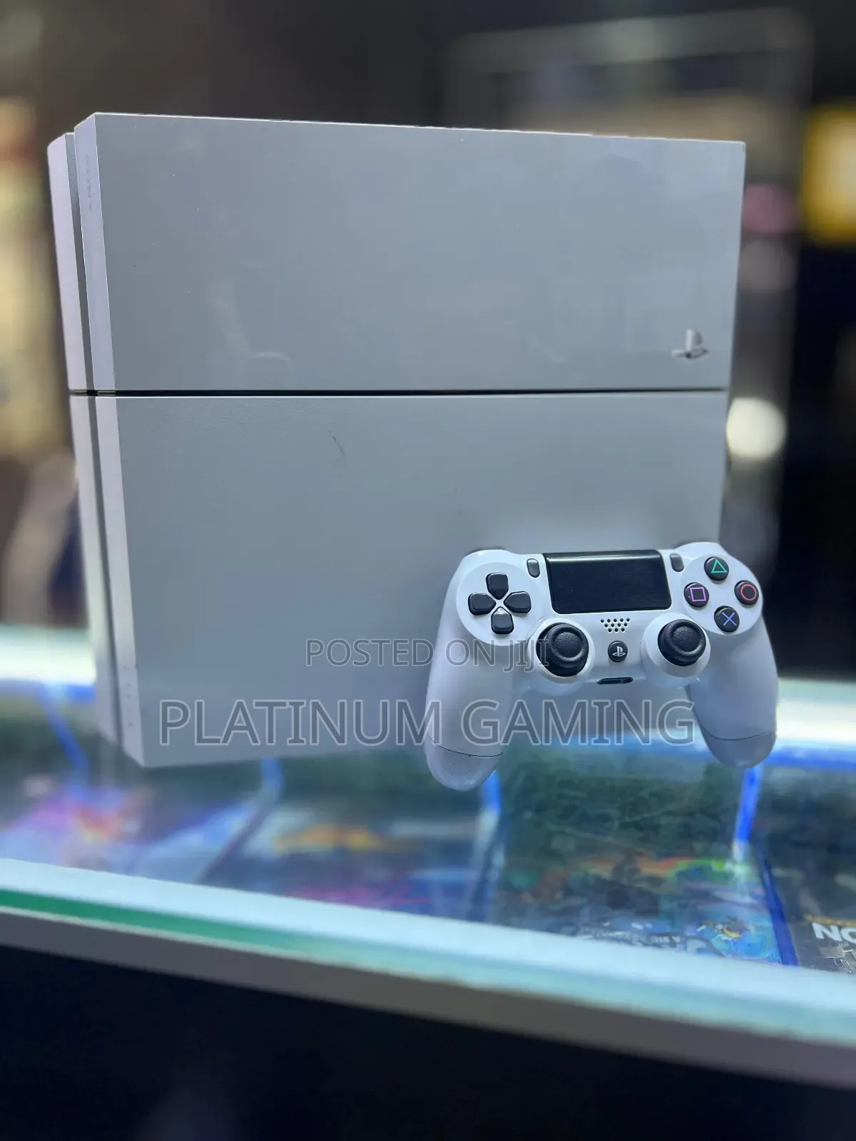 White Playstation 4 Standard (Used)