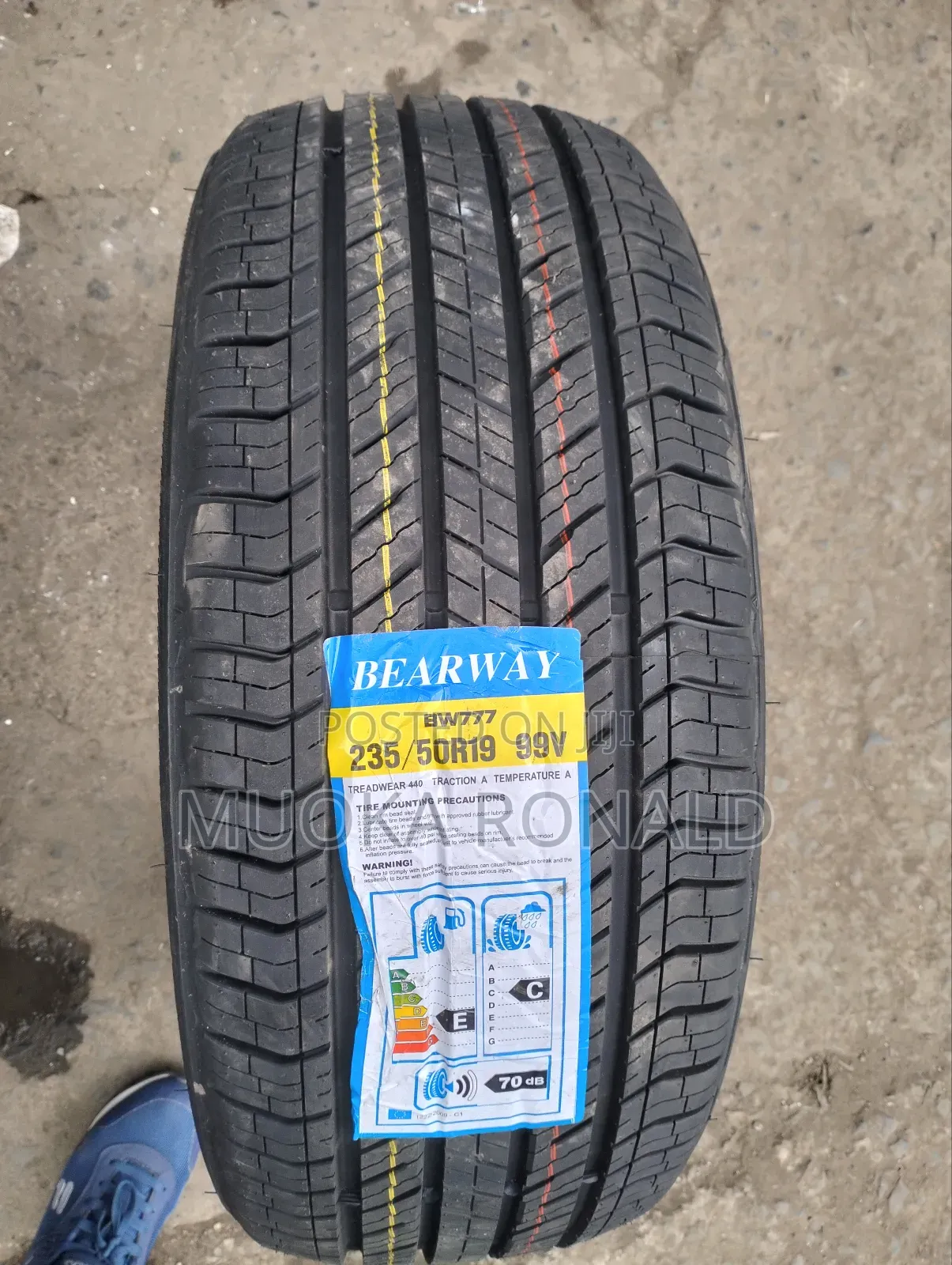235/50r19 Bearway Tyre