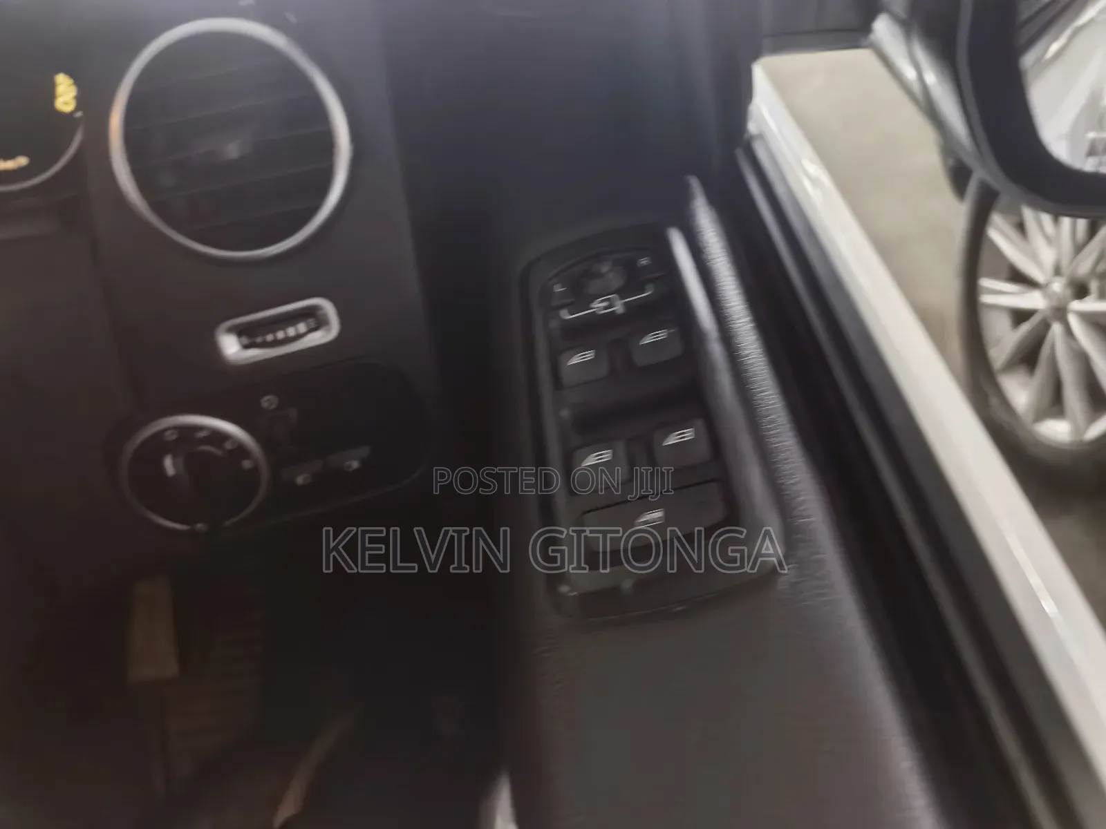 Land Rover Discovery Sport 2018 White