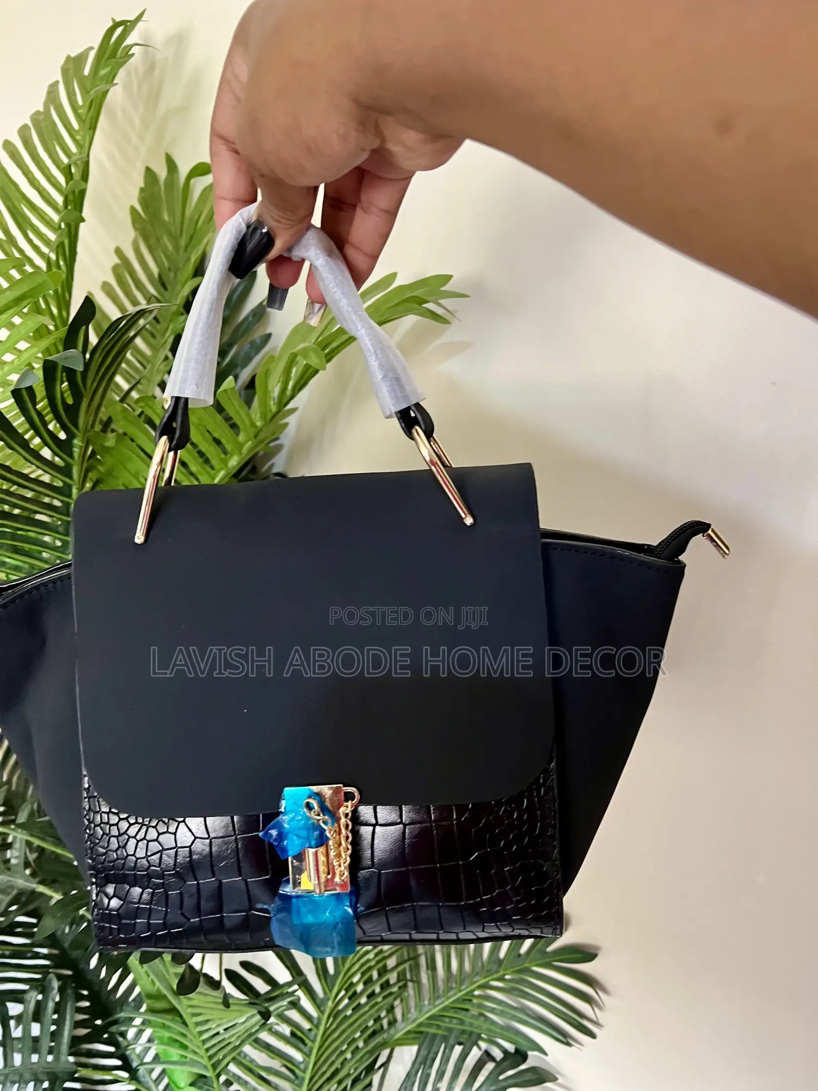 Black Classy Handbag