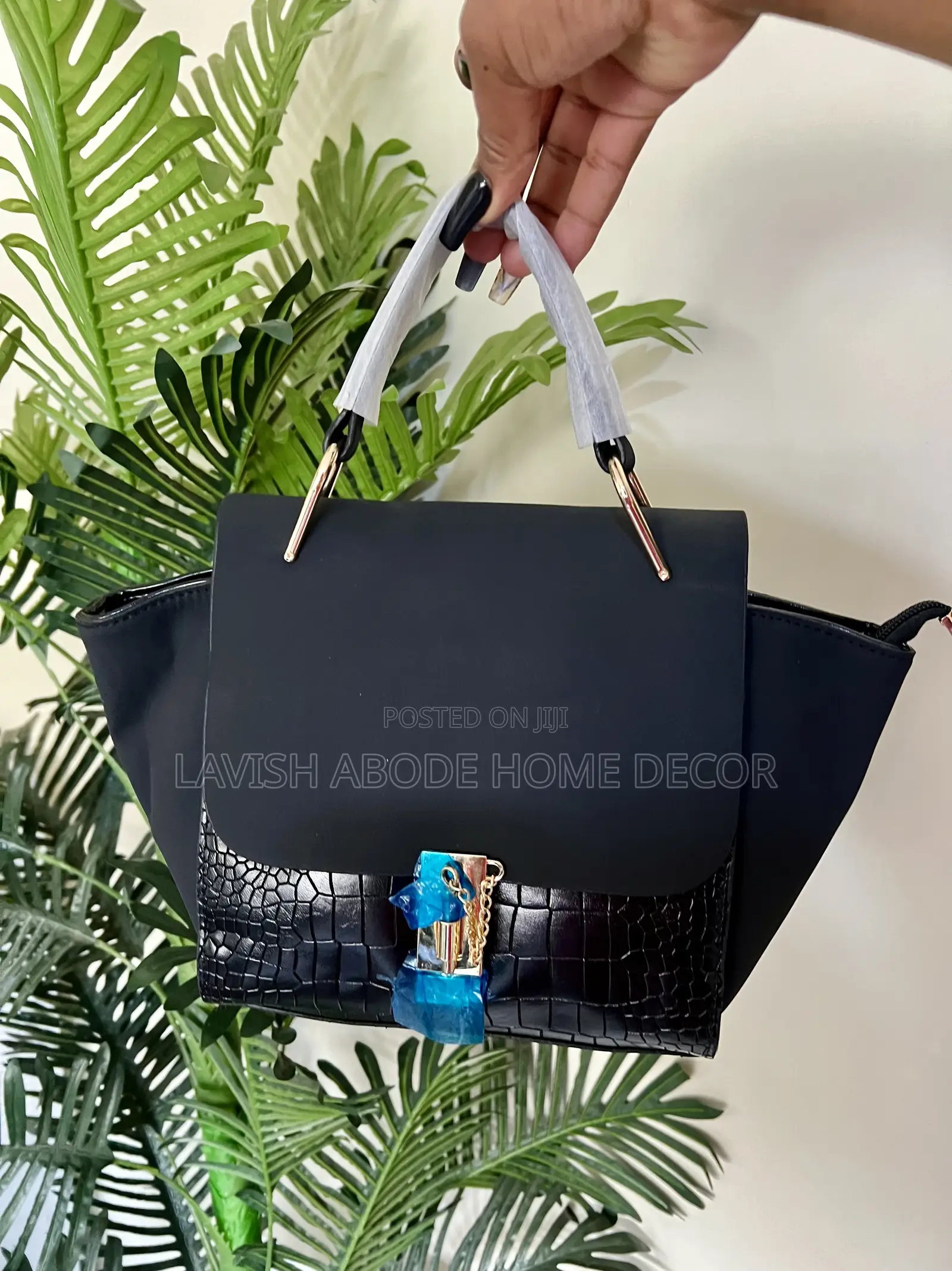Black Classy Handbag
