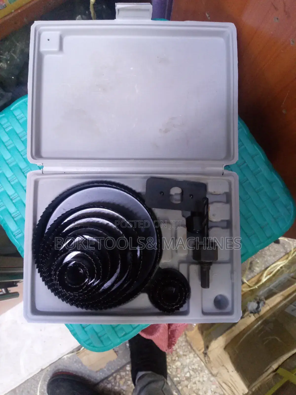 16 Piece Hole Saw Kit