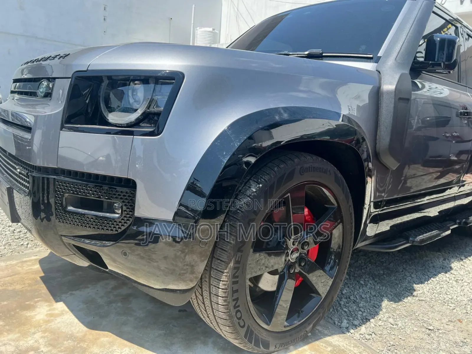 New Land Rover Defender 2024 Gray