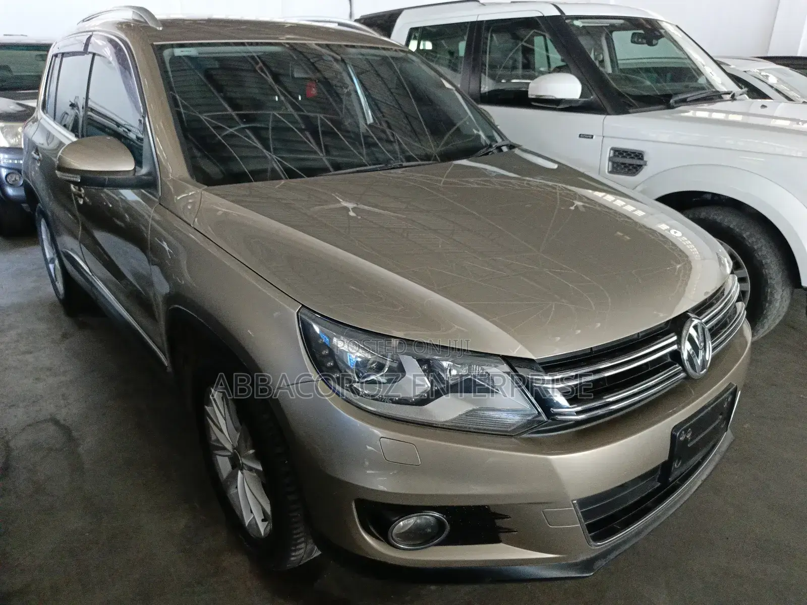 Volkswagen Tiguan 2015 Gold