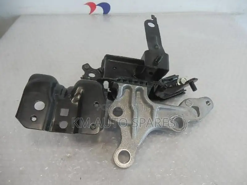 Daihatsu Mira Gearbox Mount.