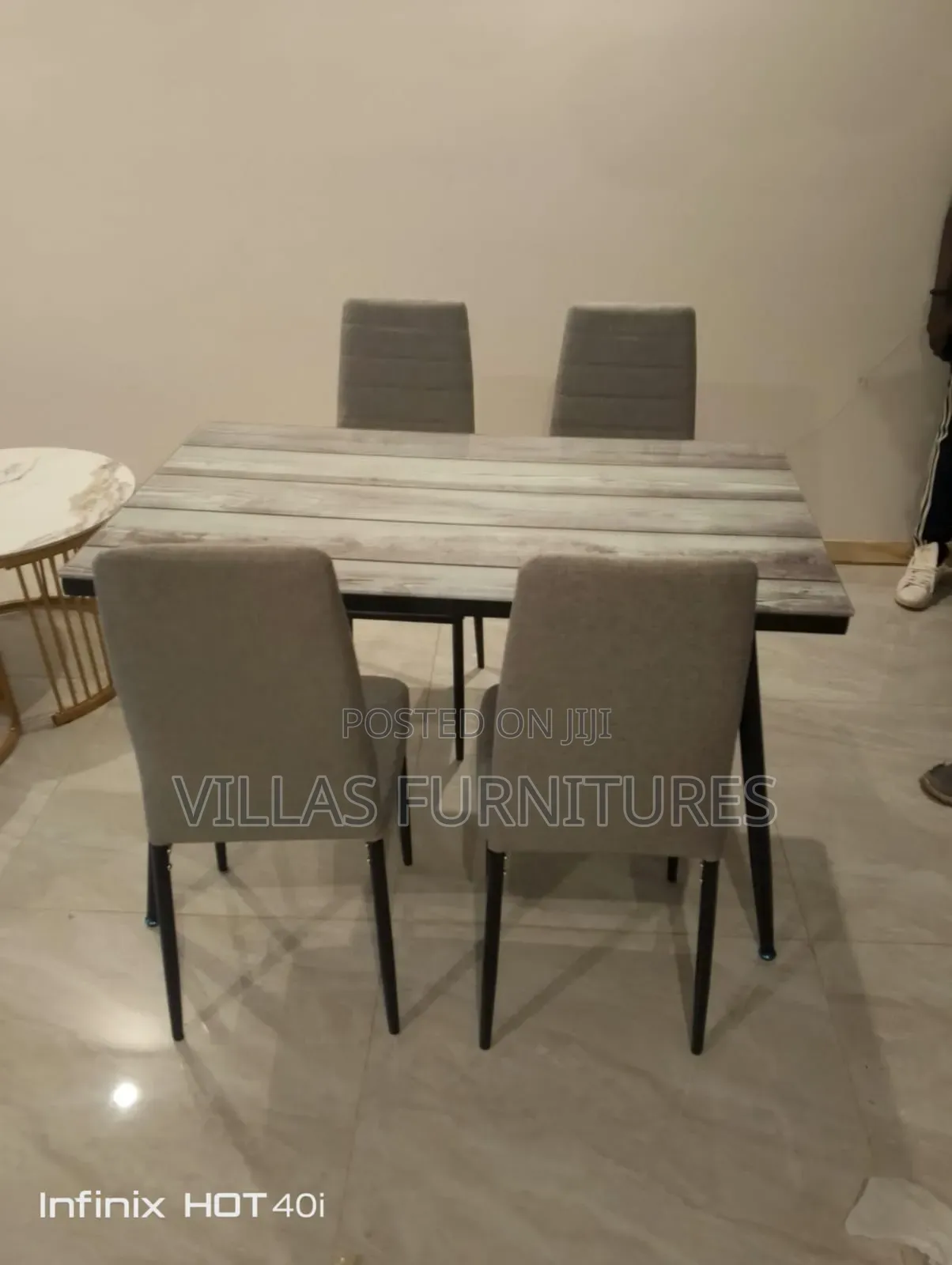 4 Seater Dining Table
