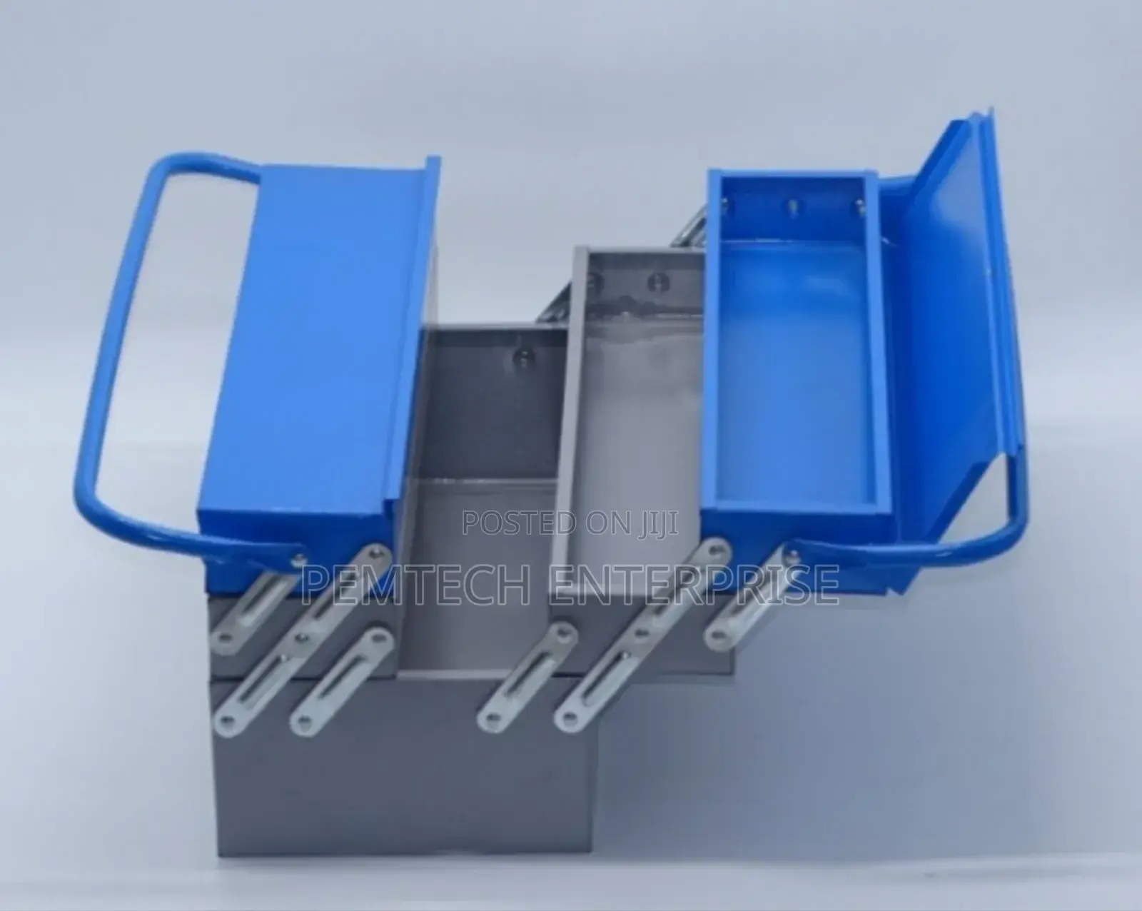 Cantilever Metallic Tool Box