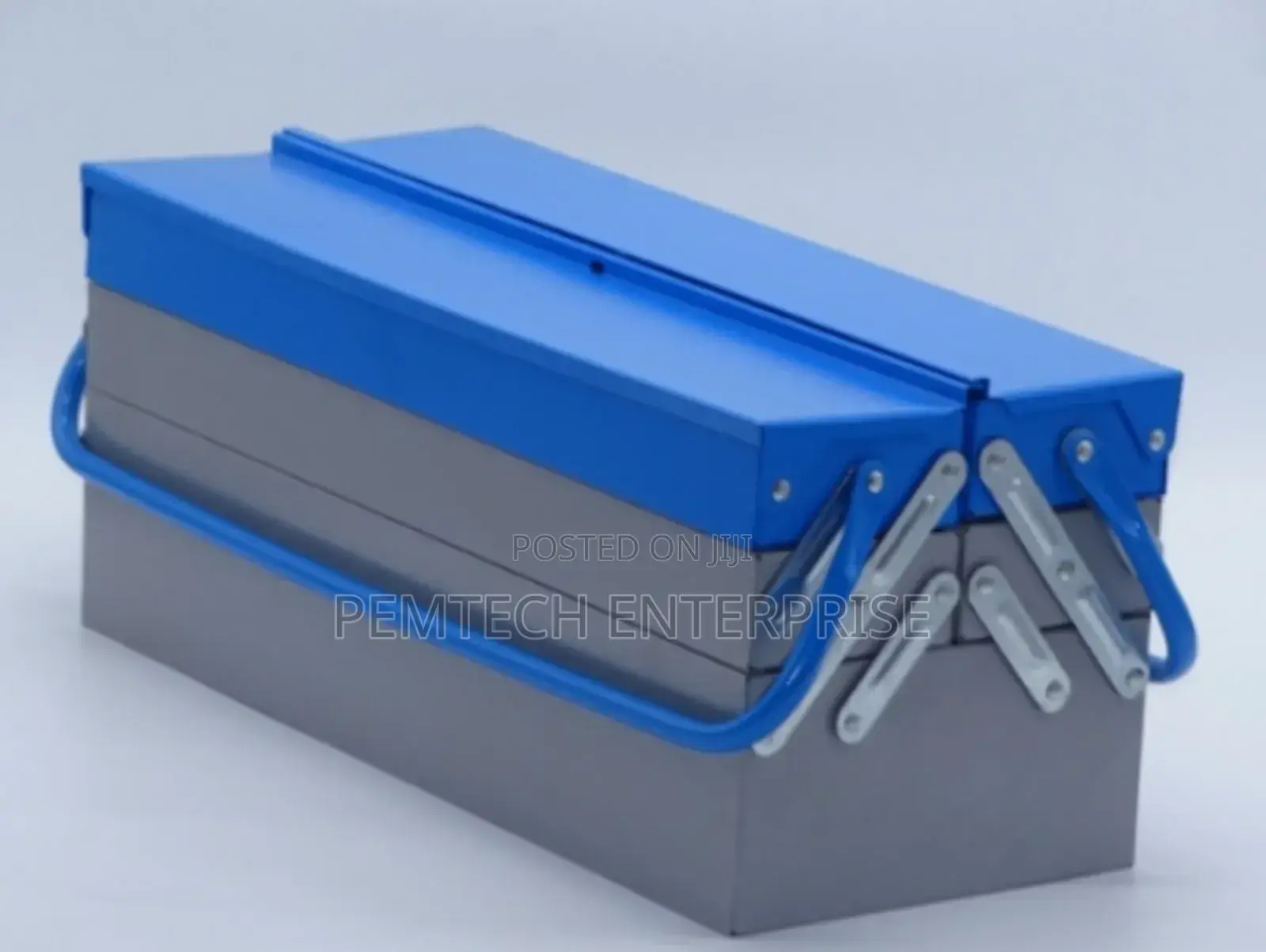 Cantilever Metallic Tool Box