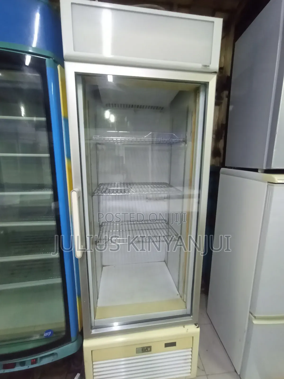 Upright Freezer 500L
