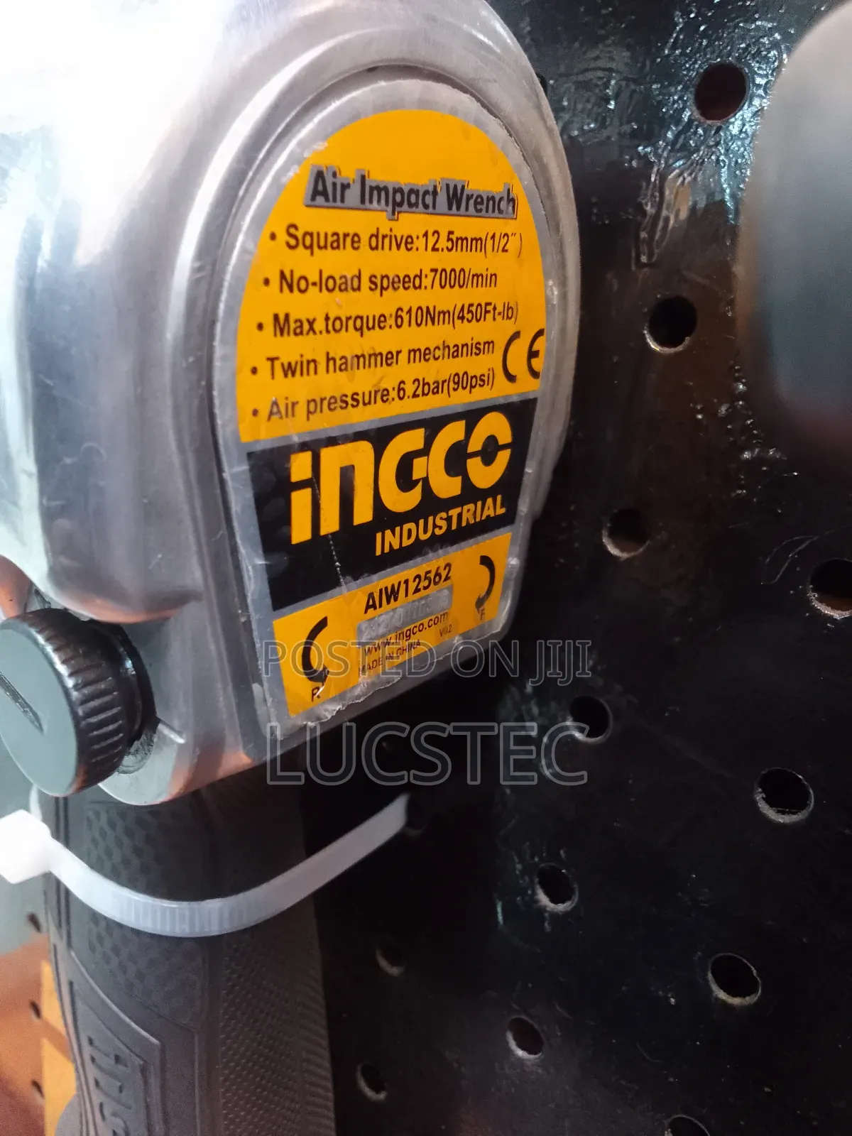 INGCO AIW12562 Air Impact Wrench 1⁄2"