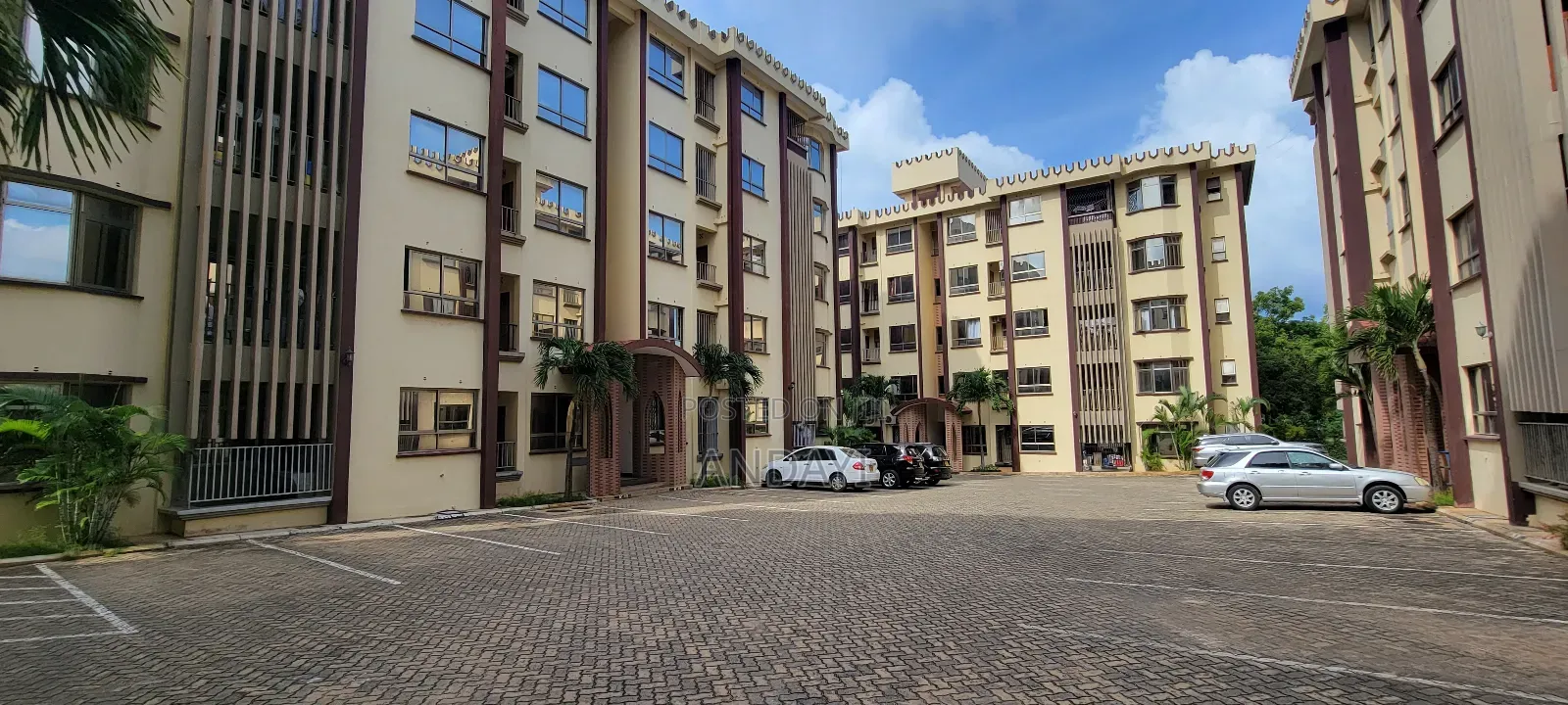 Furnished 3bdrm Apartment in Sunrise Apartments, Shanzu for sale