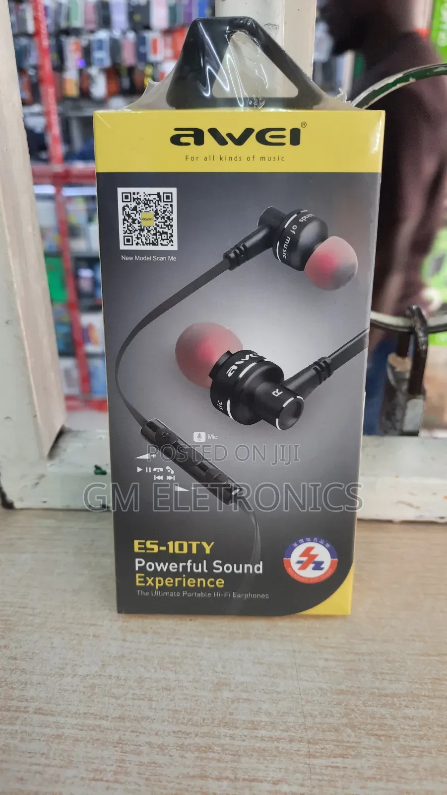 Ultimate Portable Hi-Fi Earphones. (Es-10ty)