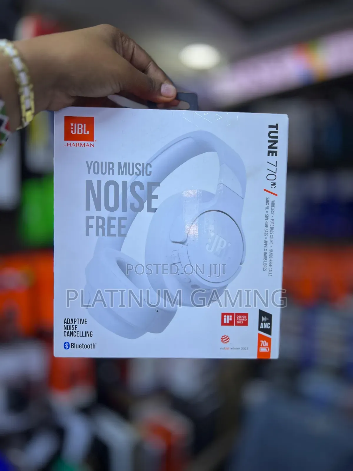 White Jbl Tune 770 Nc Wireless Headphones