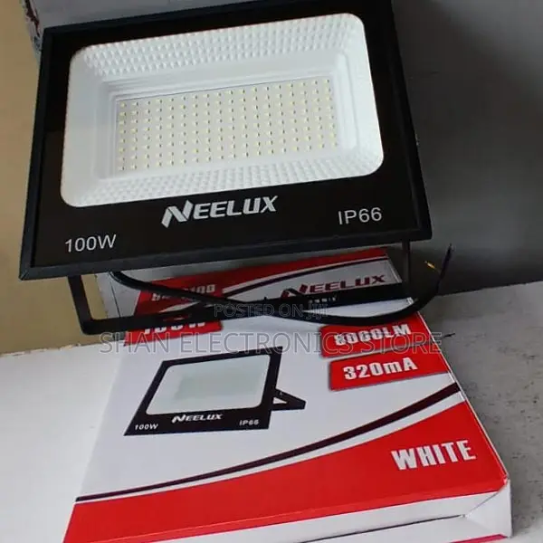 E 100 Watt Led Flood Light, for Warehouse, Ip Rating: Ip66