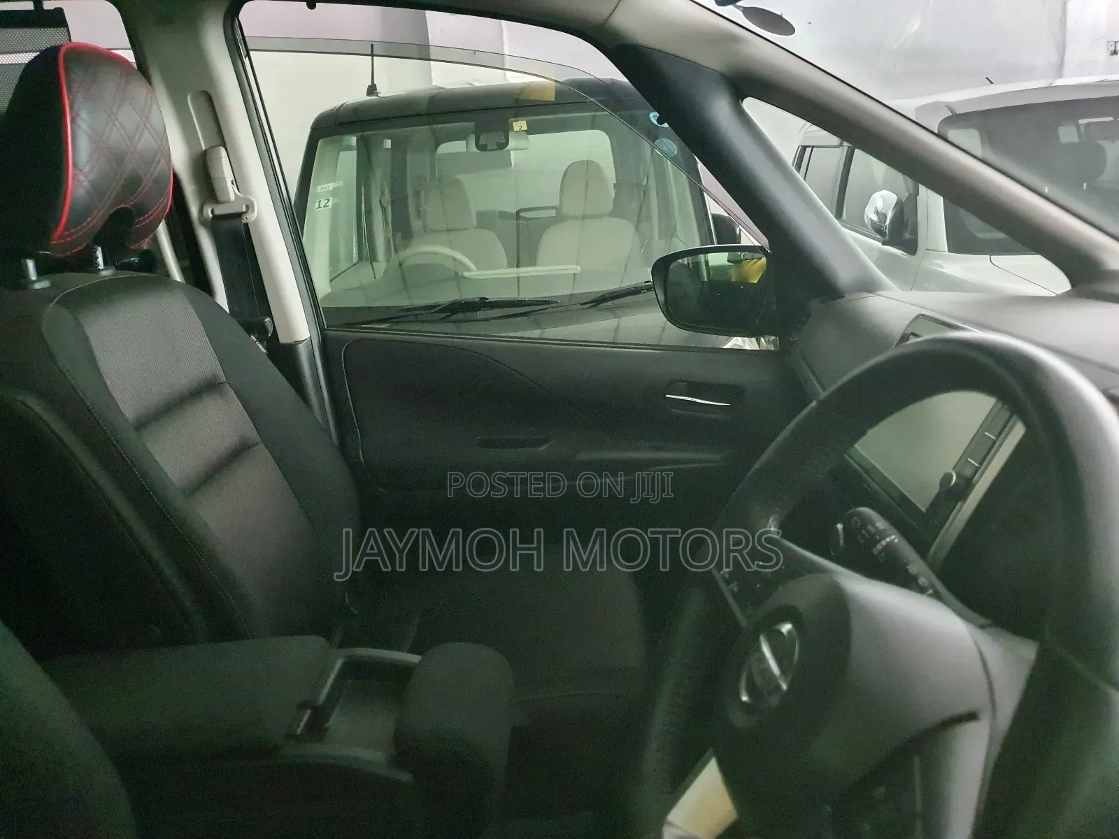 Nissan Serena 2018 Black