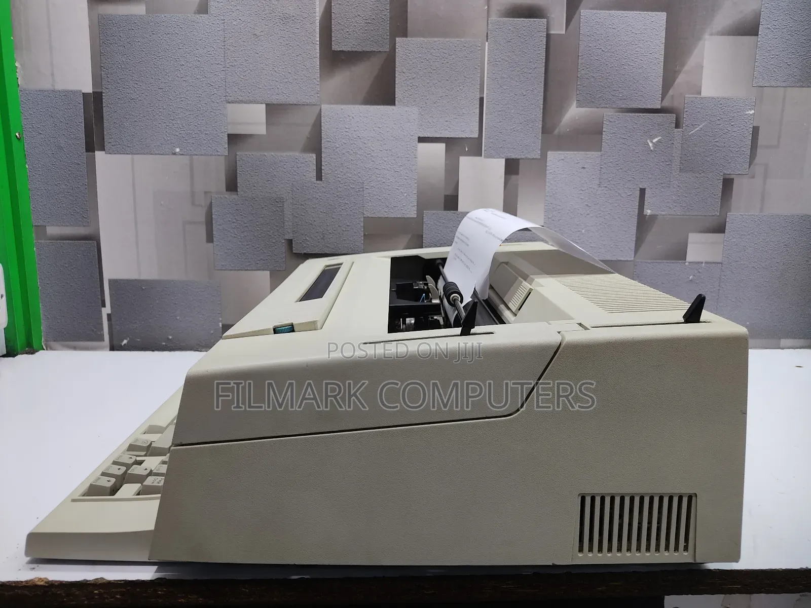 Vintage Ibm 6787-008 Typewriter By Lemark