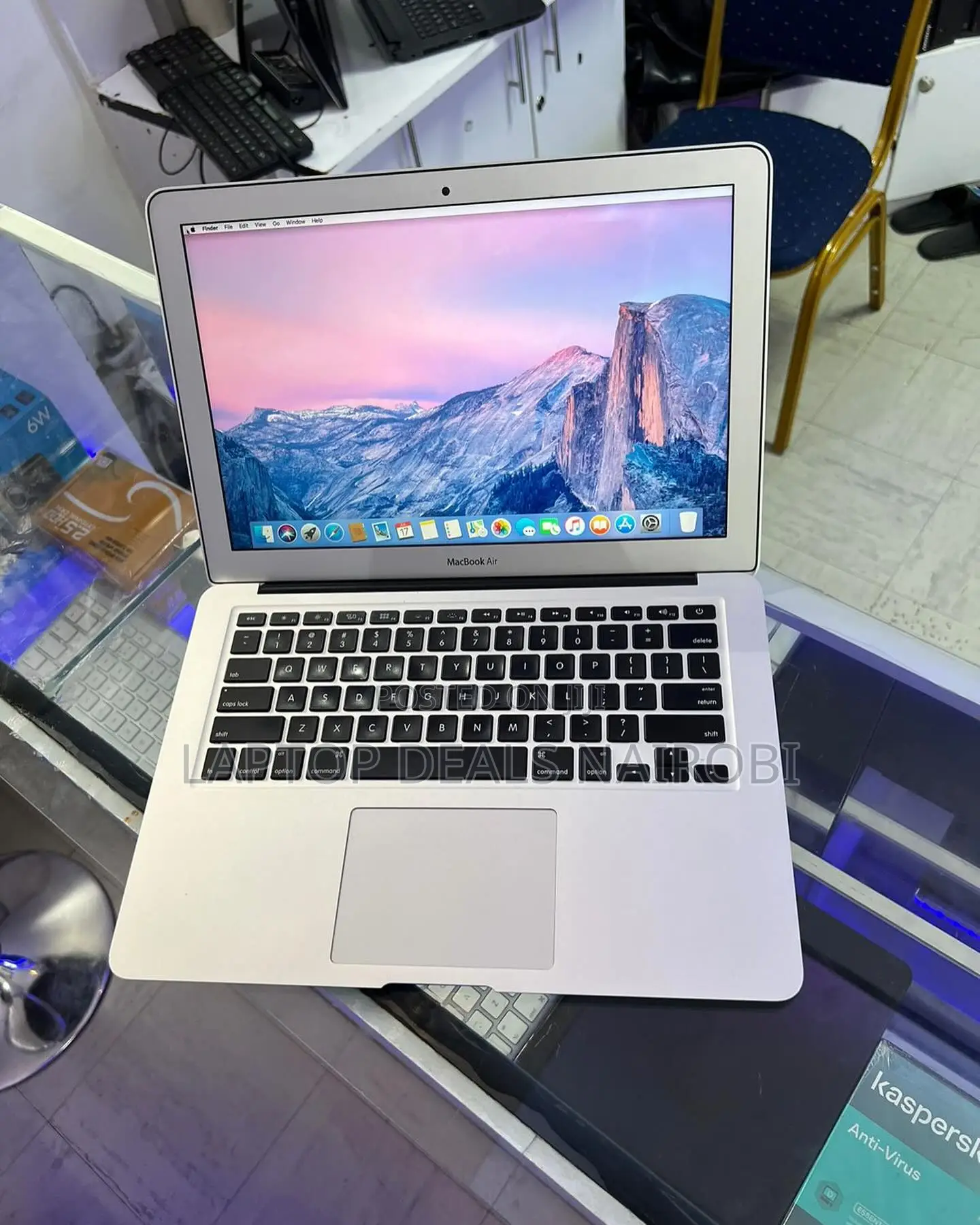 Laptop Apple MacBook Air 2014 8GB Intel Core I5 SSD 128GB