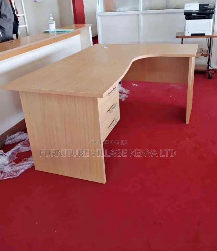 1200mm L-Shaped Office Desk With Lockable Drawers