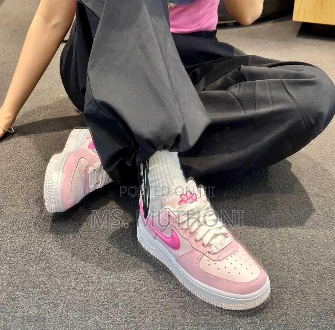 *Nike Air Force 1 '07 Perl* *Pink Paw Print '*