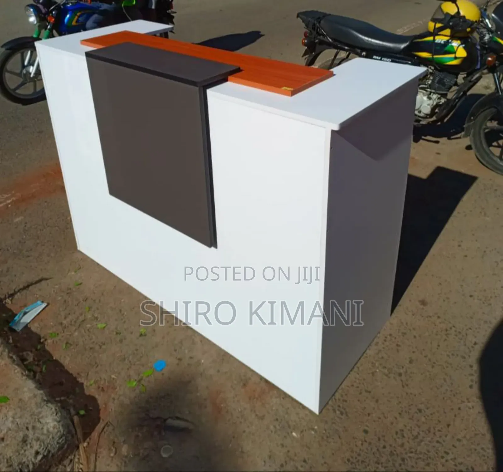 Very Beautiful Most Perfect Quality Reception Desk