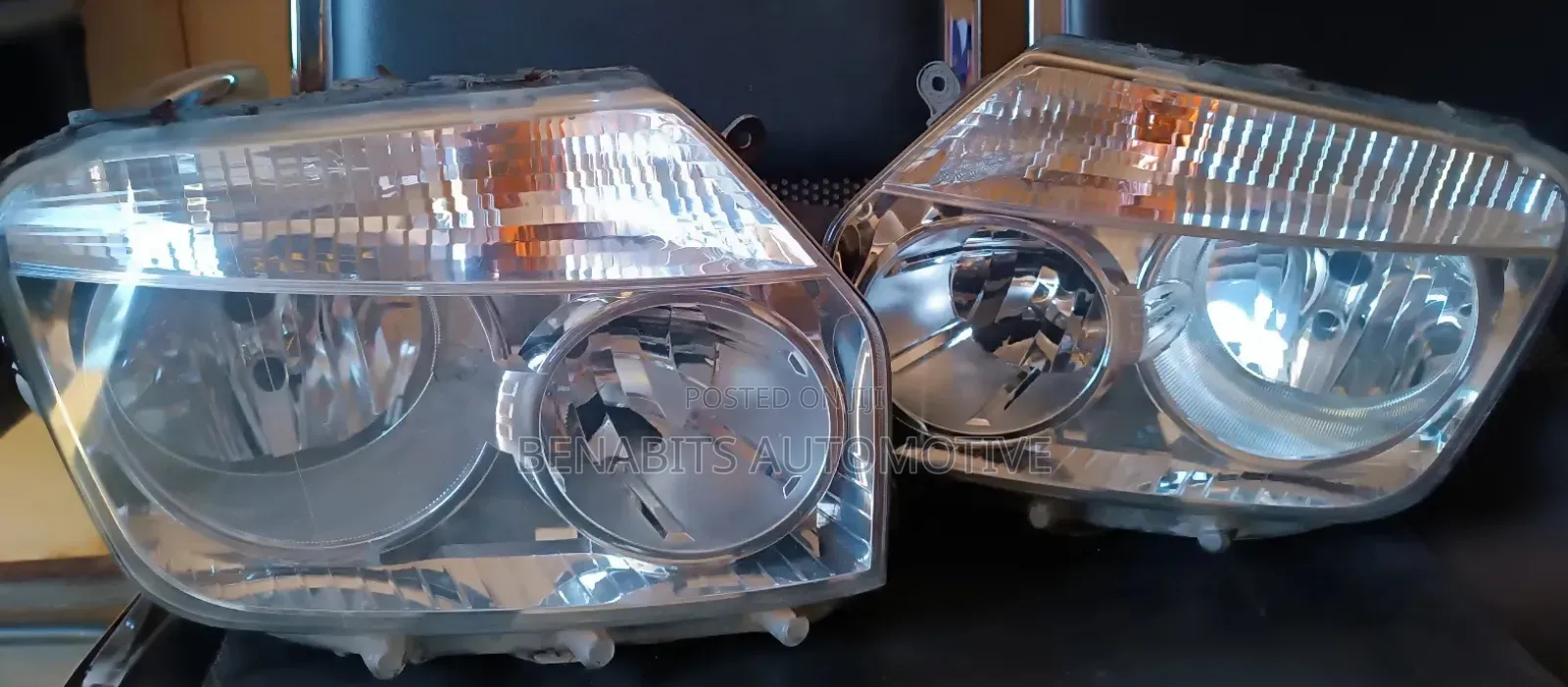 Renault Duster 1 Headlights