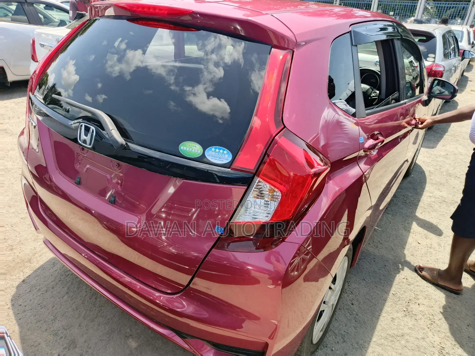 Honda Fit 2017 Pink