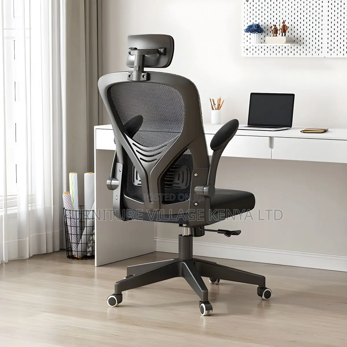 Adjustable Height and Ergonomic Mesh Task Chair