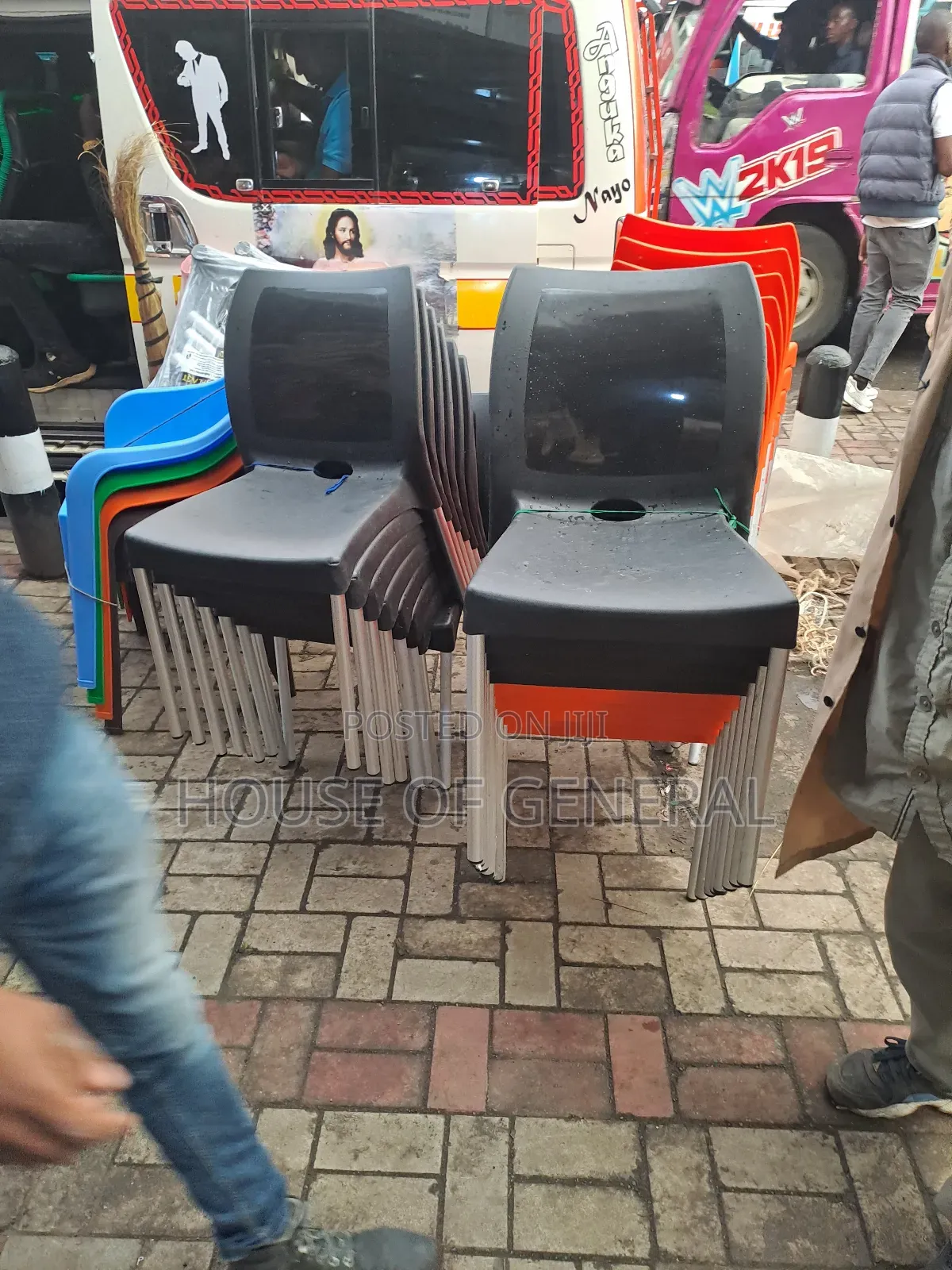 Armless Plastic Chair With Metal Tubing Legs