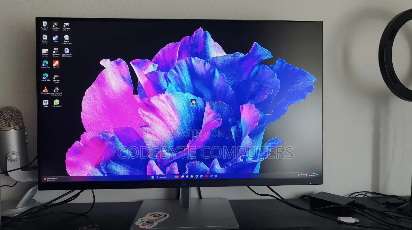HP Monitor E32k G5 31.5