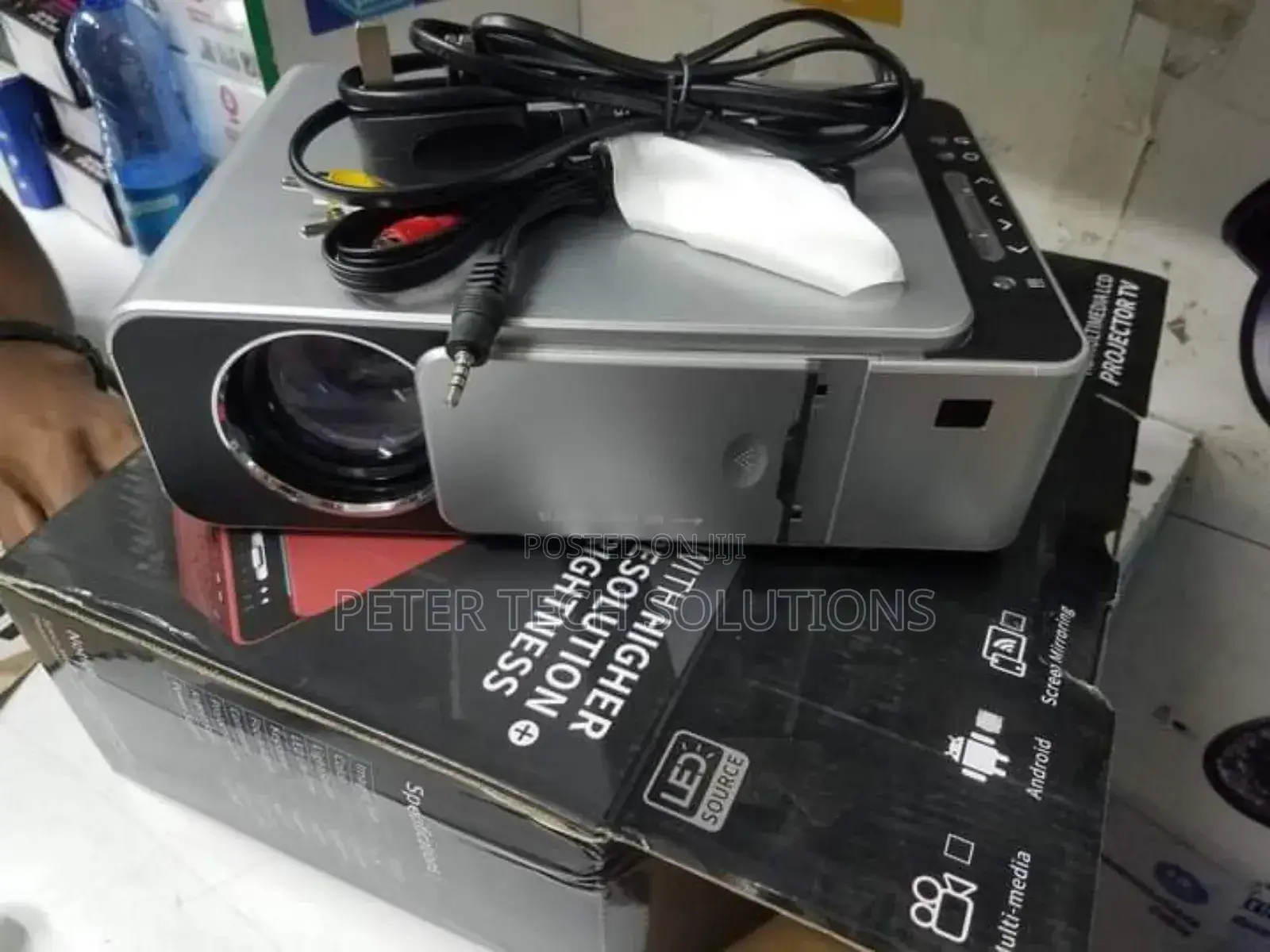 Projector Smart Android
-Wi-Fi Wireless
-40" Upto 160" Inche