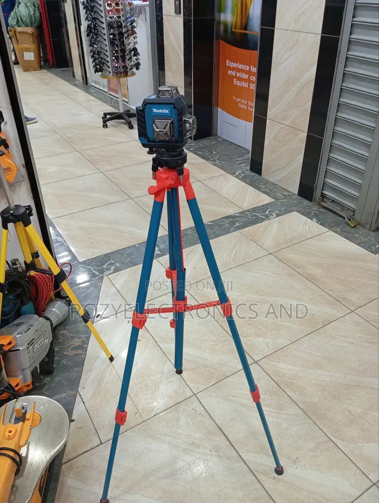 Makita Laser Level Machine