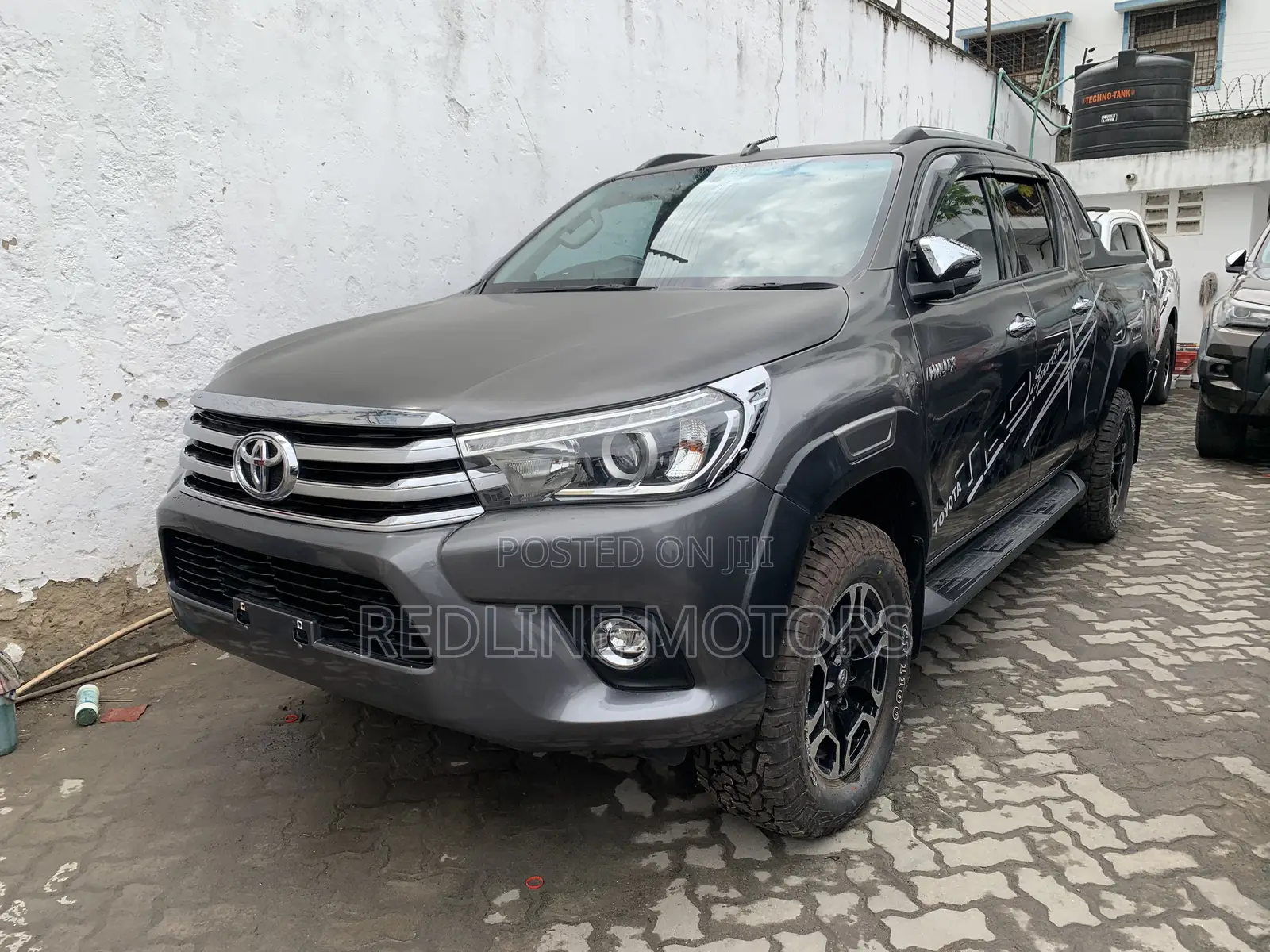 Toyota Hilux SR5 4x4 2017 Gray