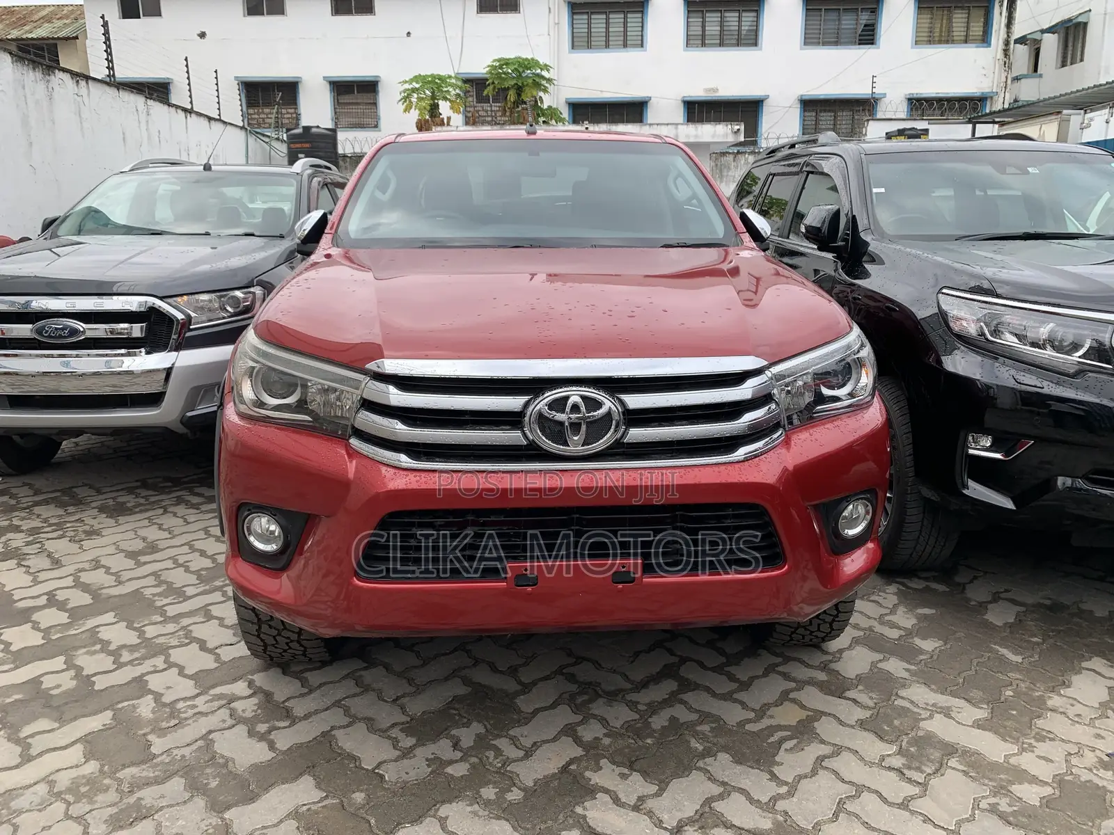 Toyota Hilux SR5 4x4 2016 Red
