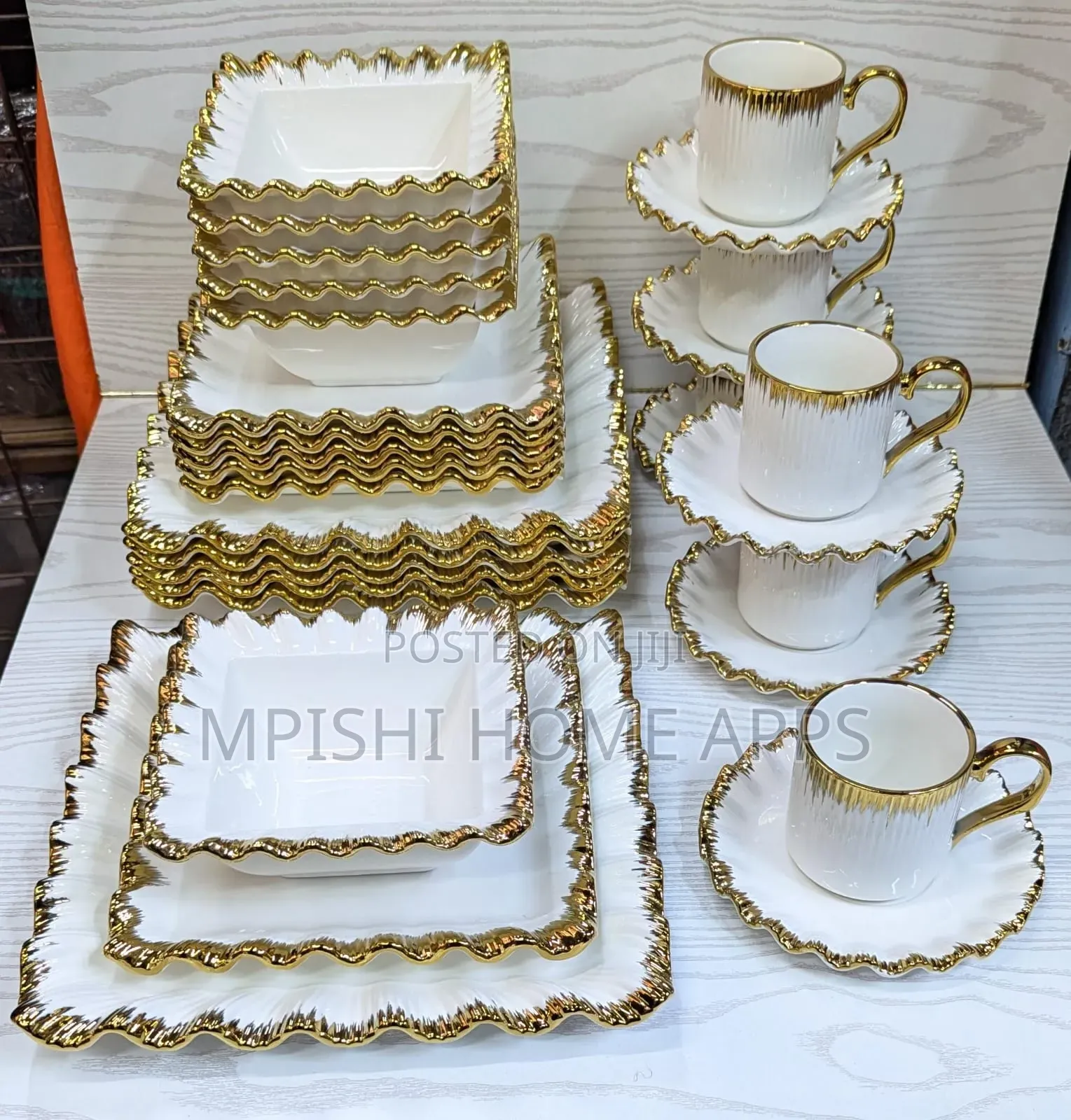 30pcs Square Ceramic Dinner Set With Gold Rim