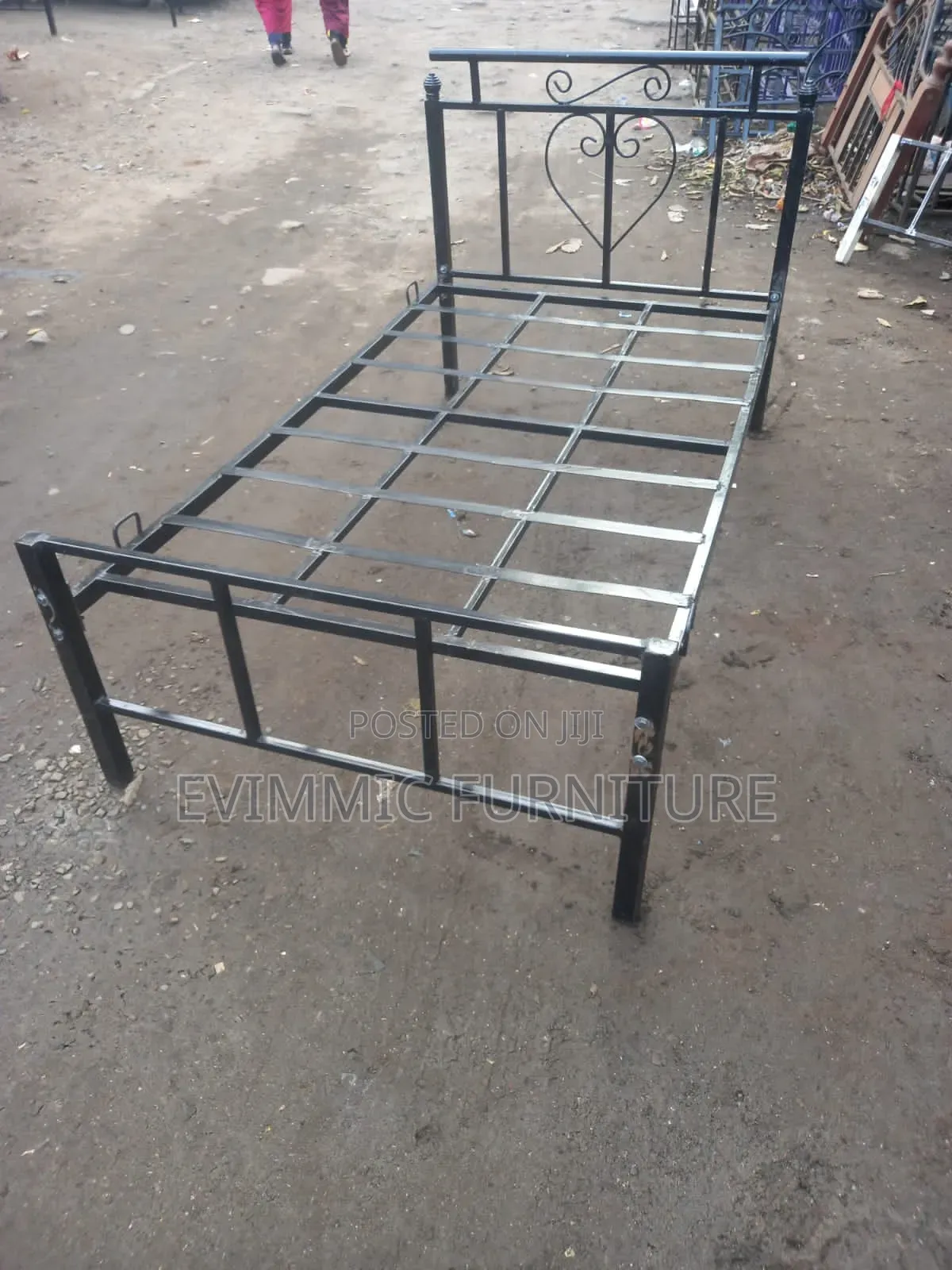 3.5 X 6 Metal Platform Beds