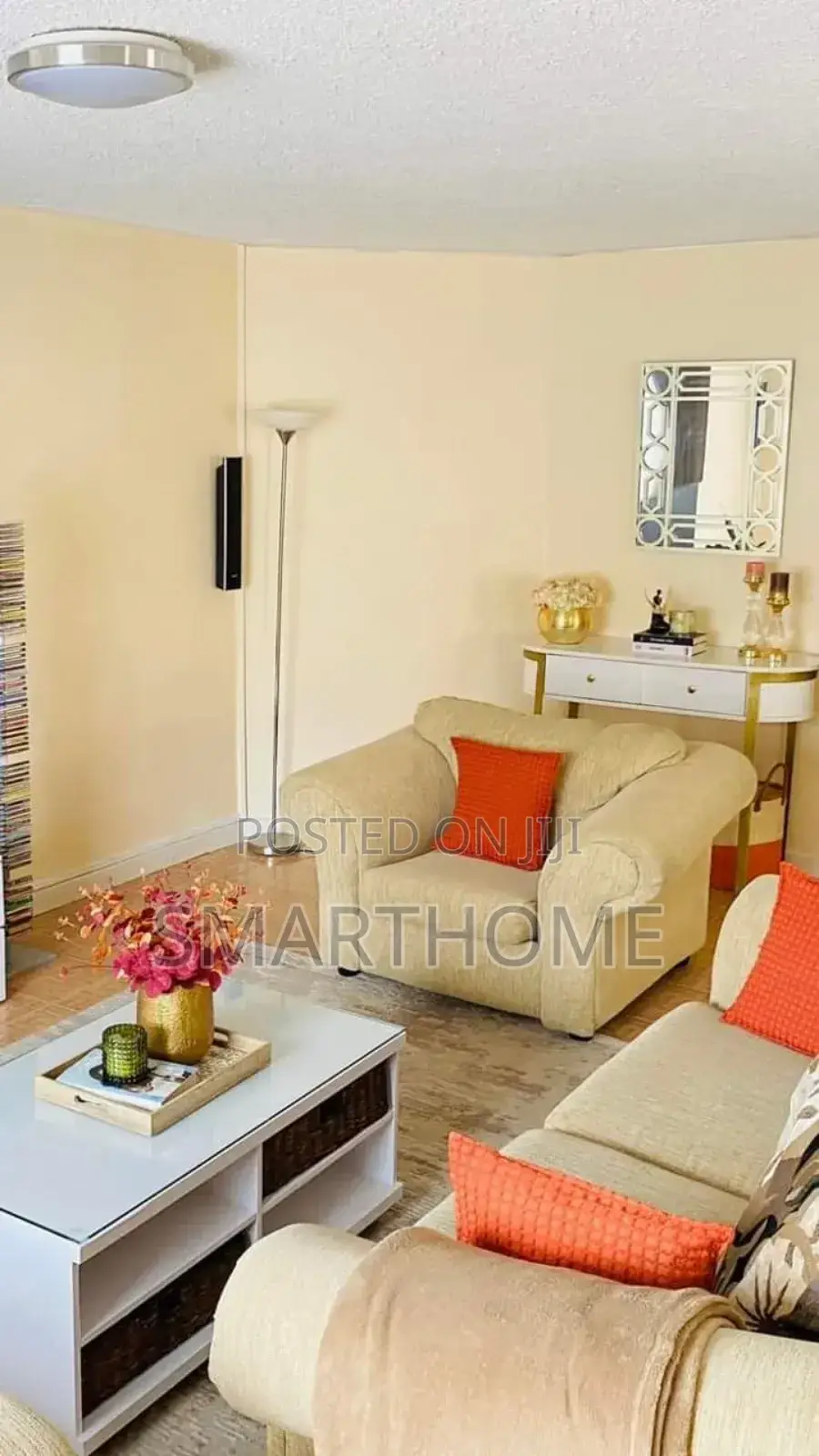 Quuen Air BNB in Shopping Centre