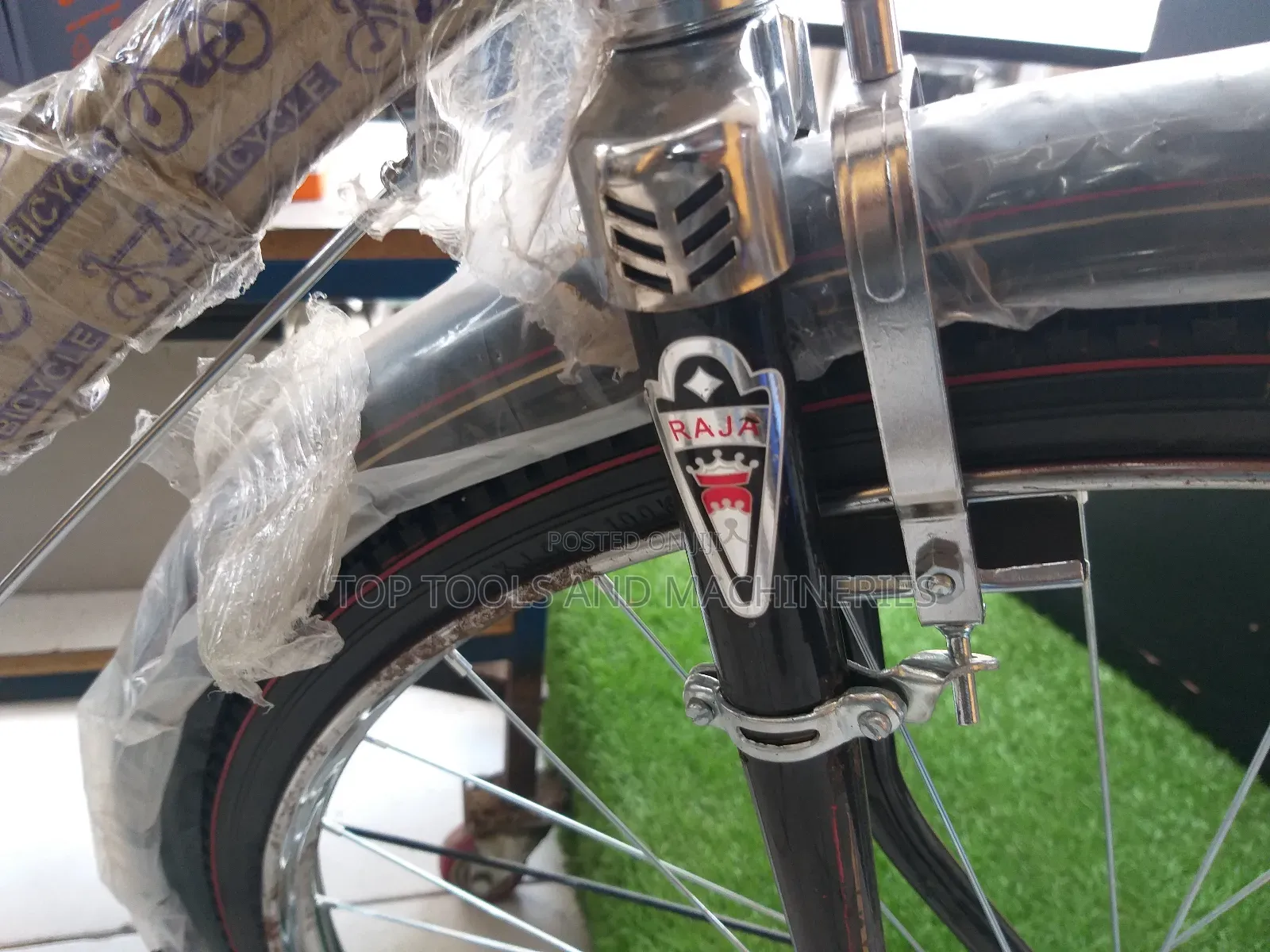 Raja Traditional Adult Bicycle