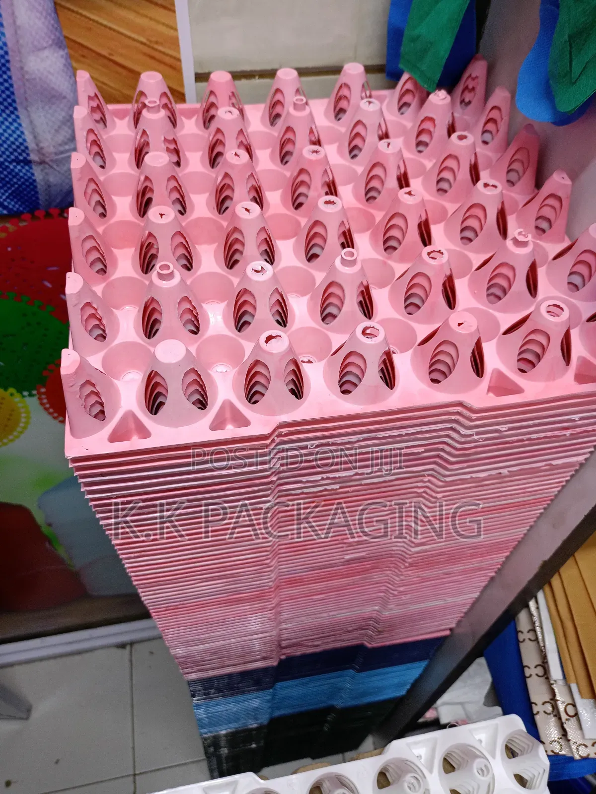 Well Ventilated Plastic Trays